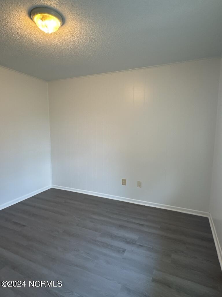 208 Zack Circle B Property Photo 14