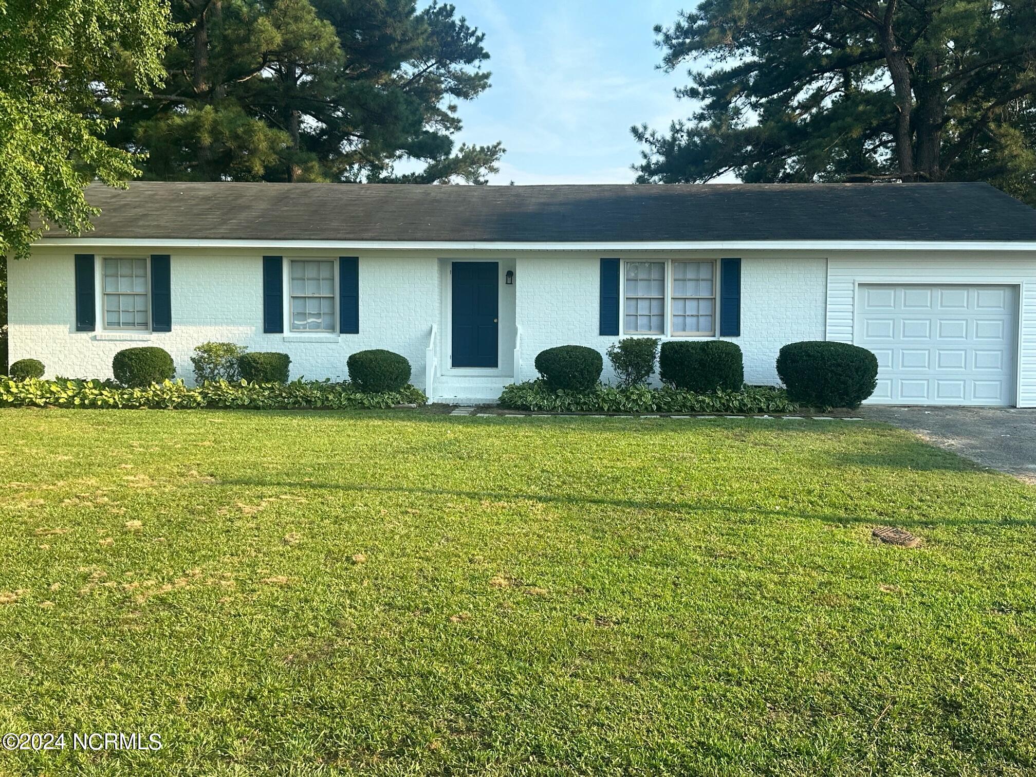 4722 River Road Property Photo 2