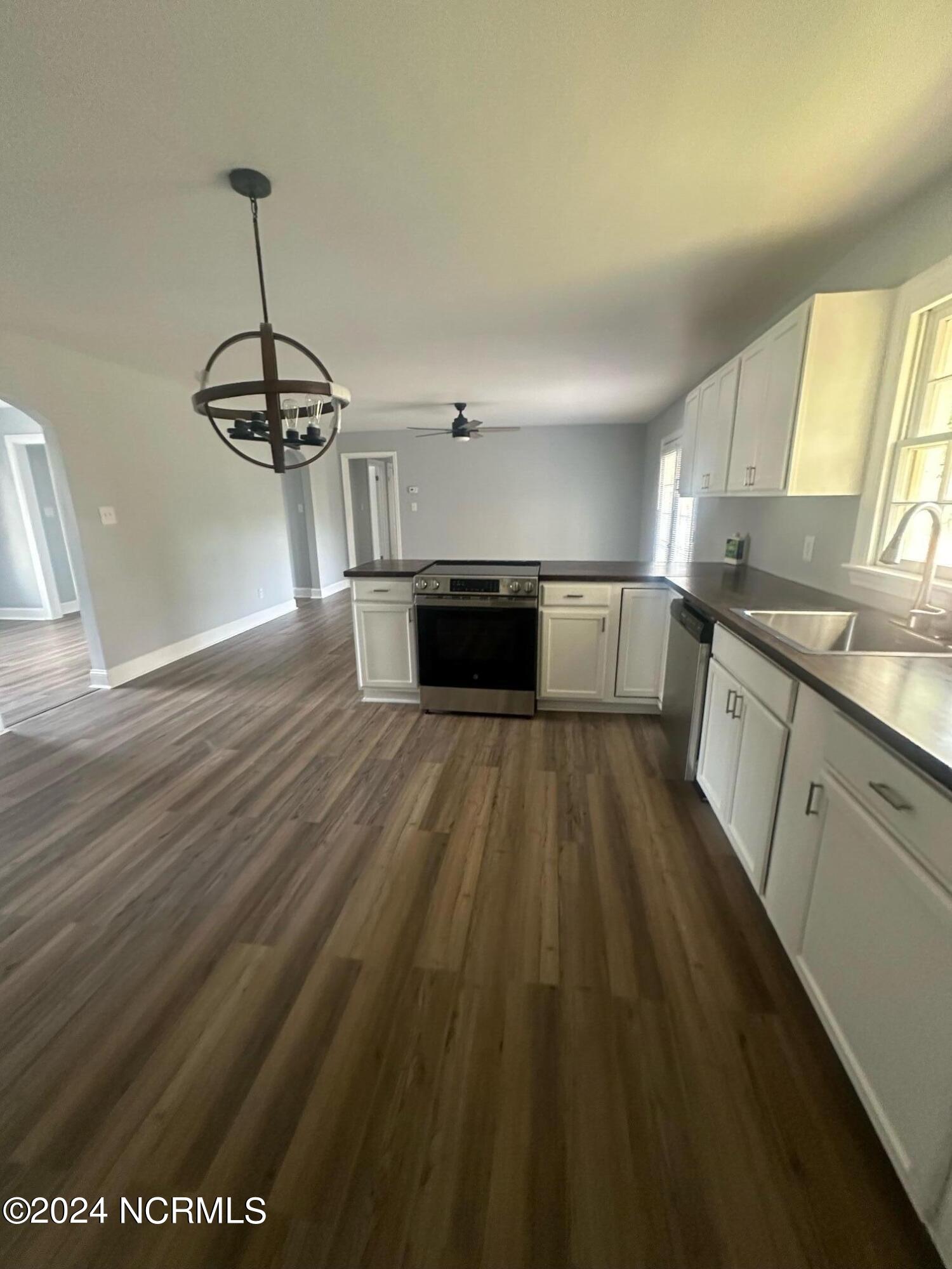 4722 River Road Property Photo 8
