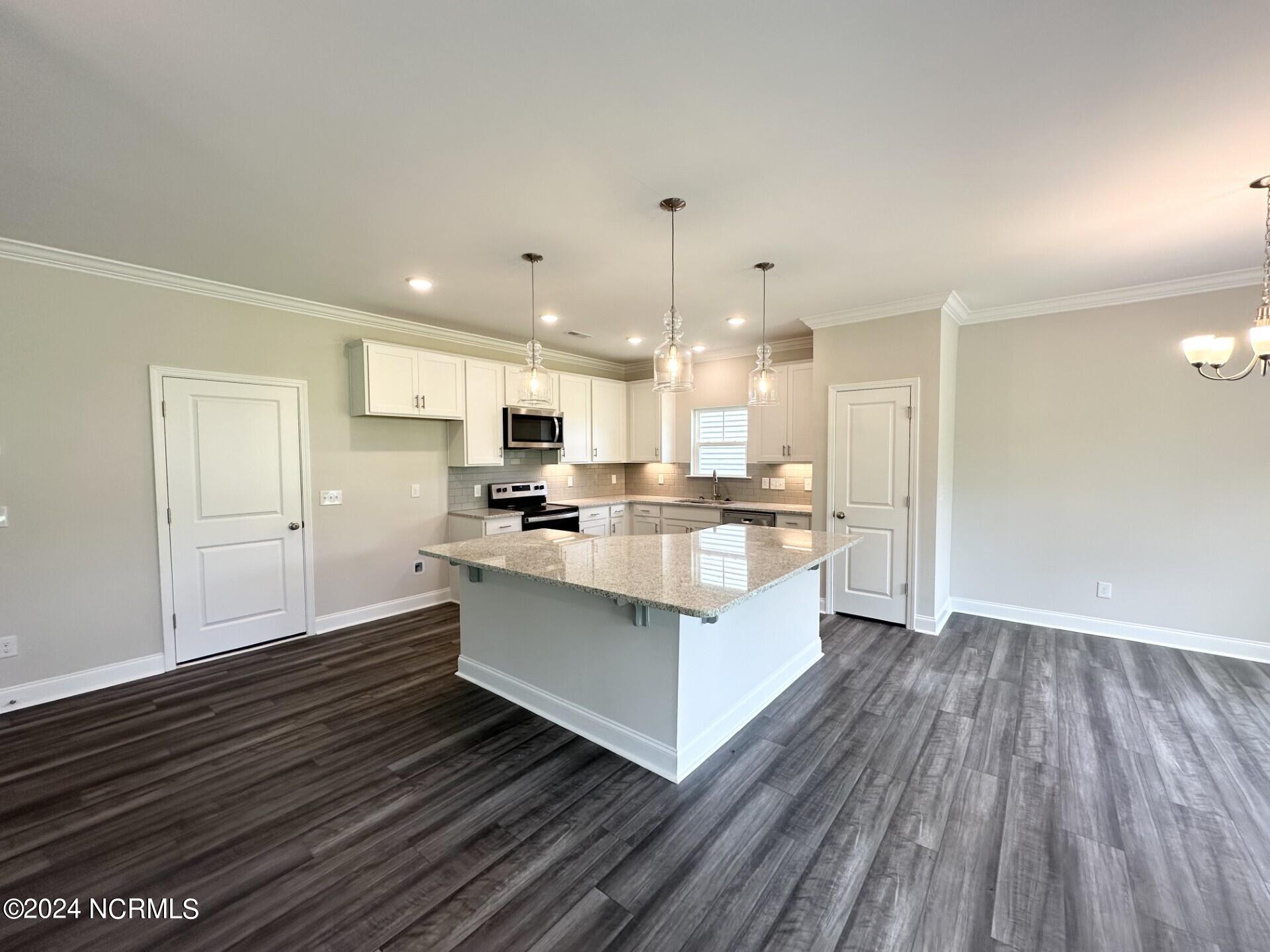 1013 Woodsorrel Road Property Photo 5