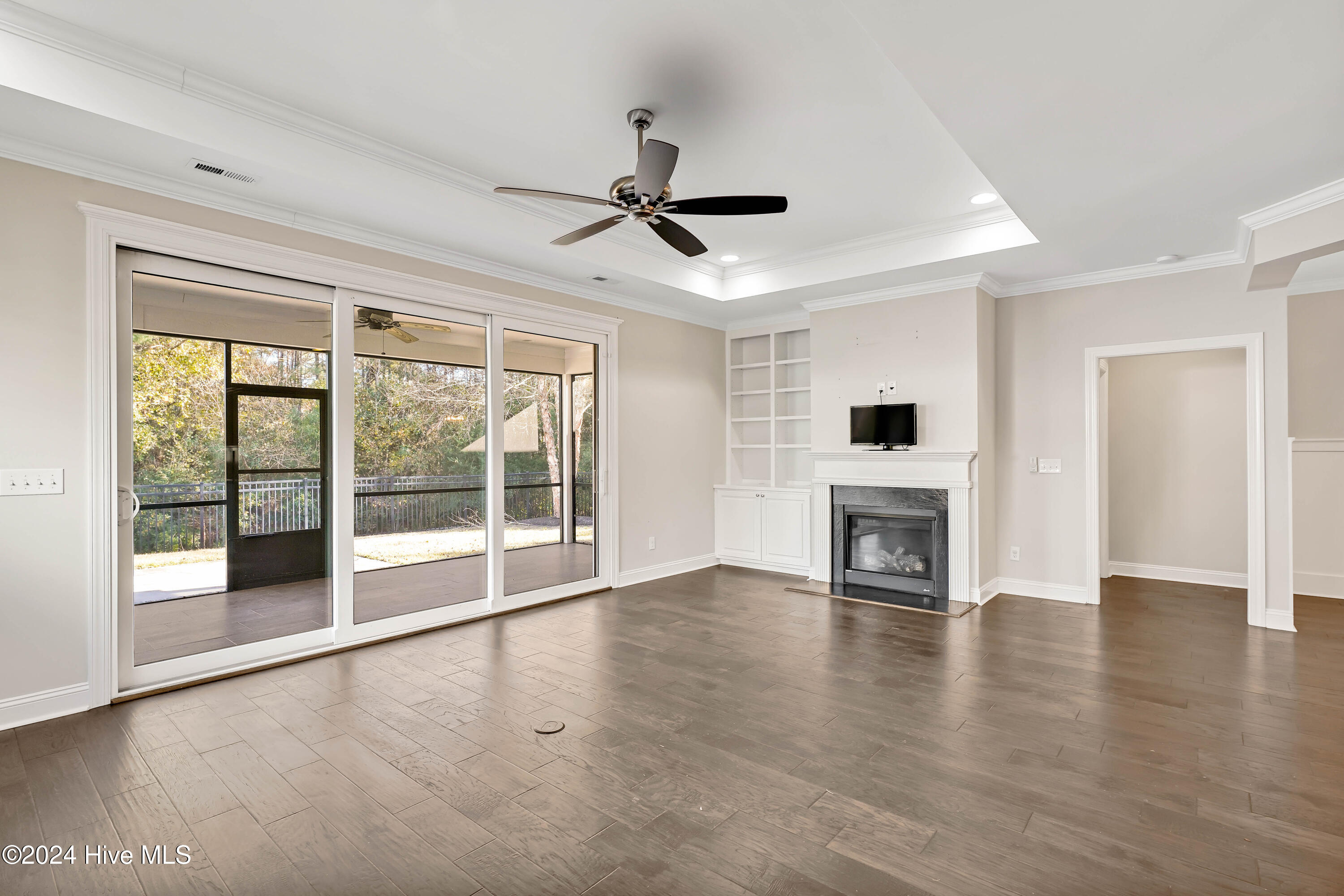 1075 Cranford Drive Property Photo 15