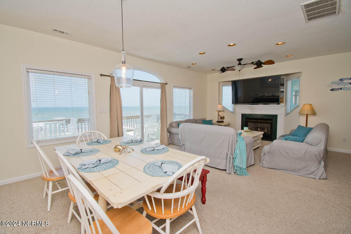 3705 Ocean Drive Property Photo 10