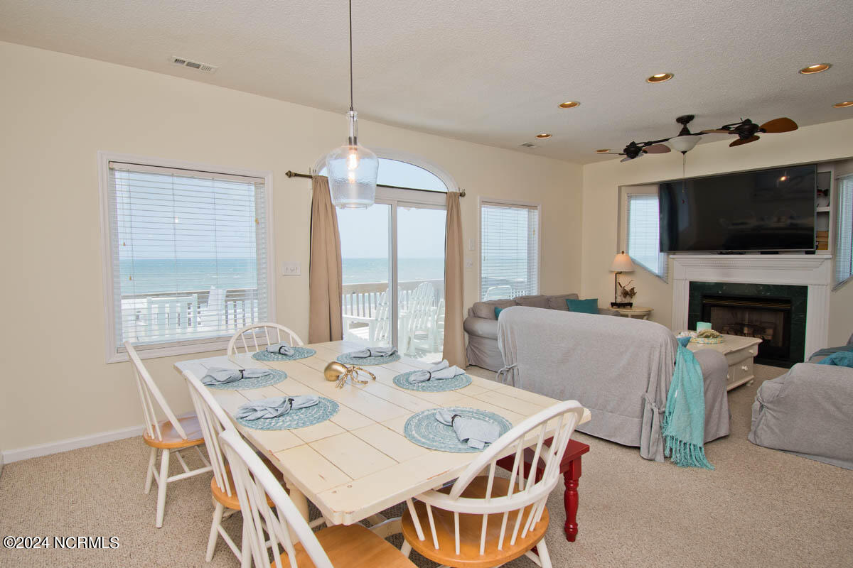 3705 Ocean Drive Property Photo 12