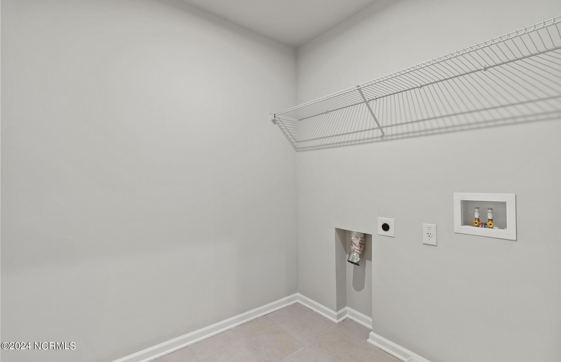 312 Currents Place Property Photo 16