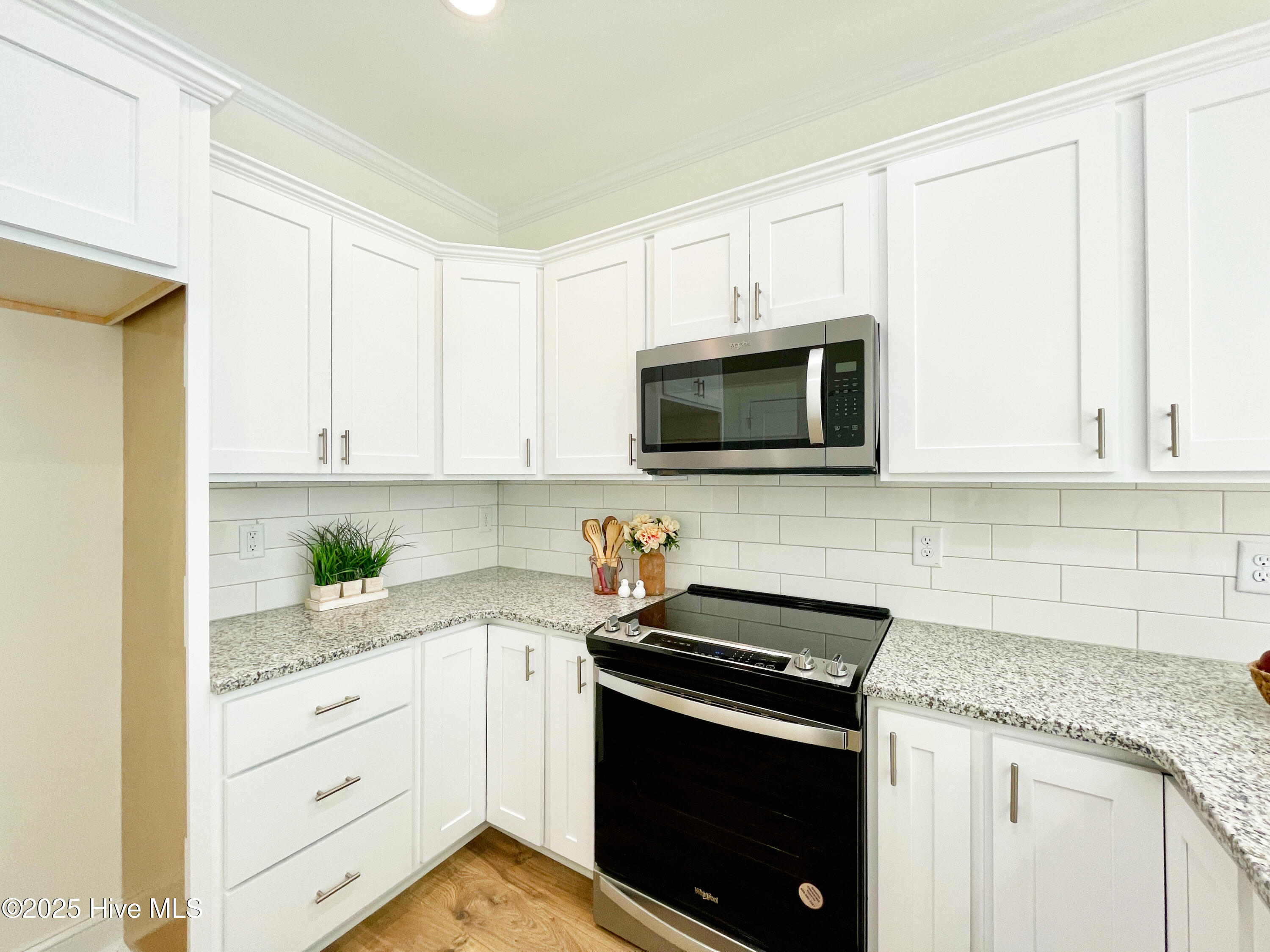 402 S Vance Street Property Photo 15