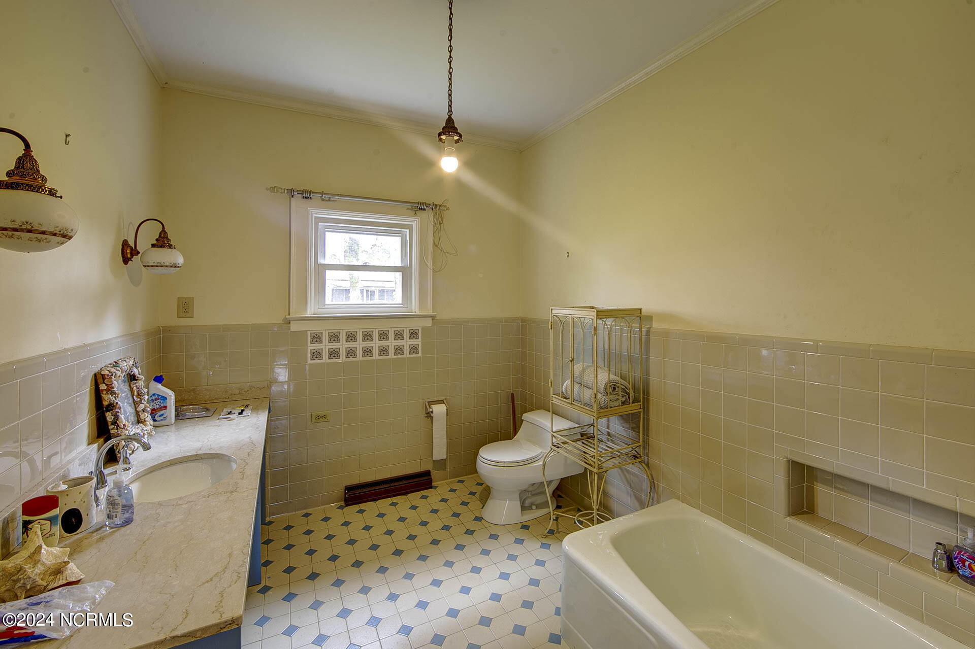 264 Main Street Property Photo 26