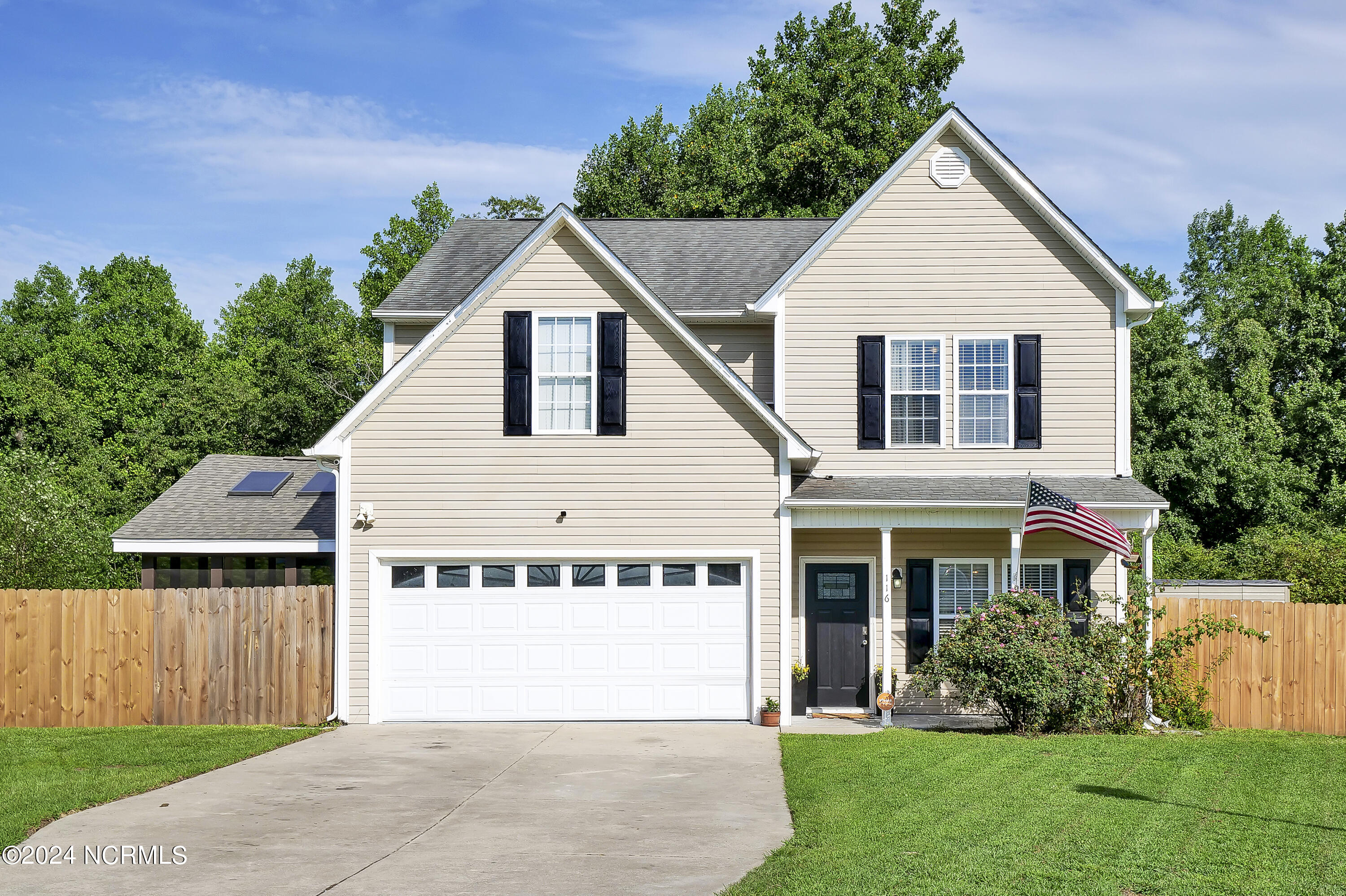 116 Willard Way Property Photo 1