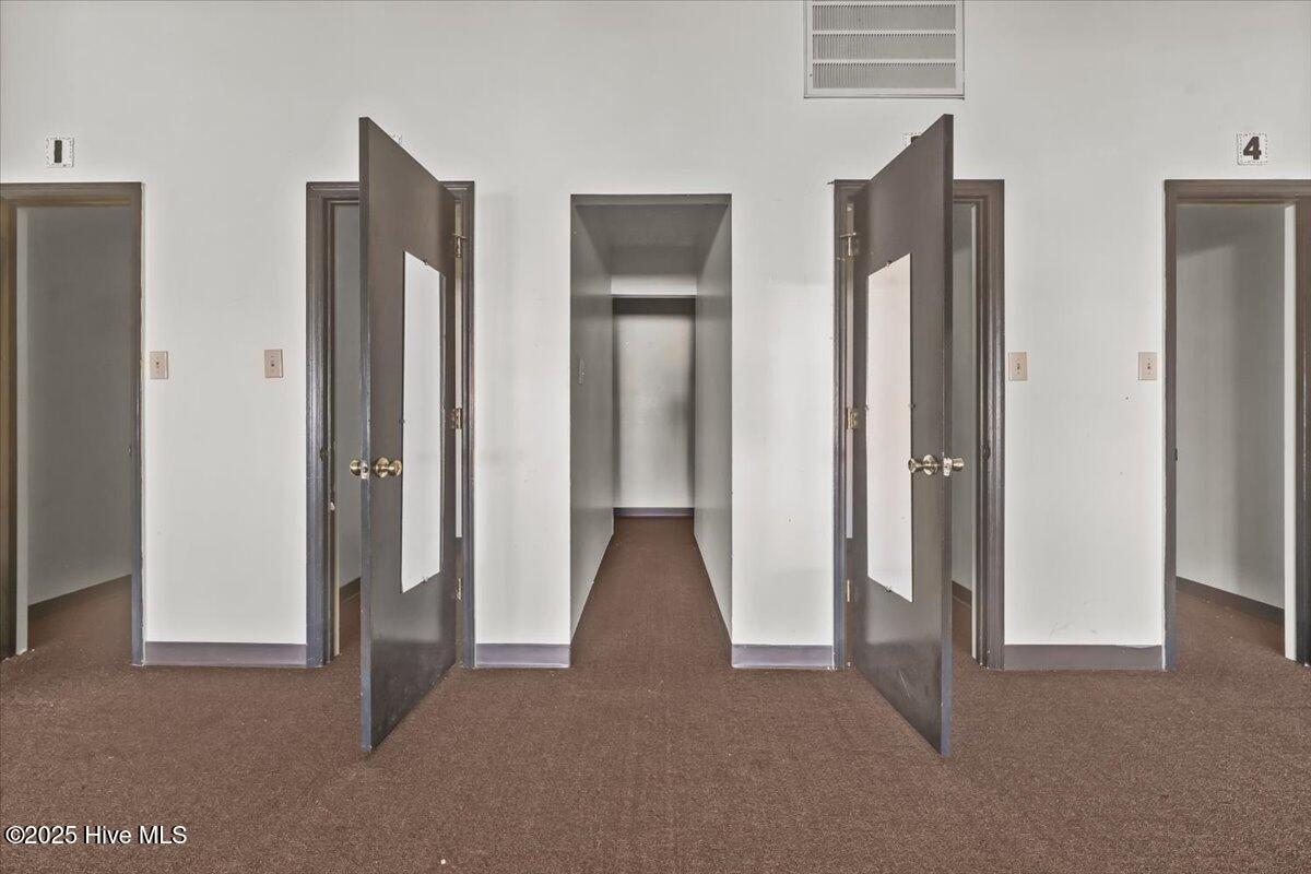 20 Hamlet Avenue Property Photo 22