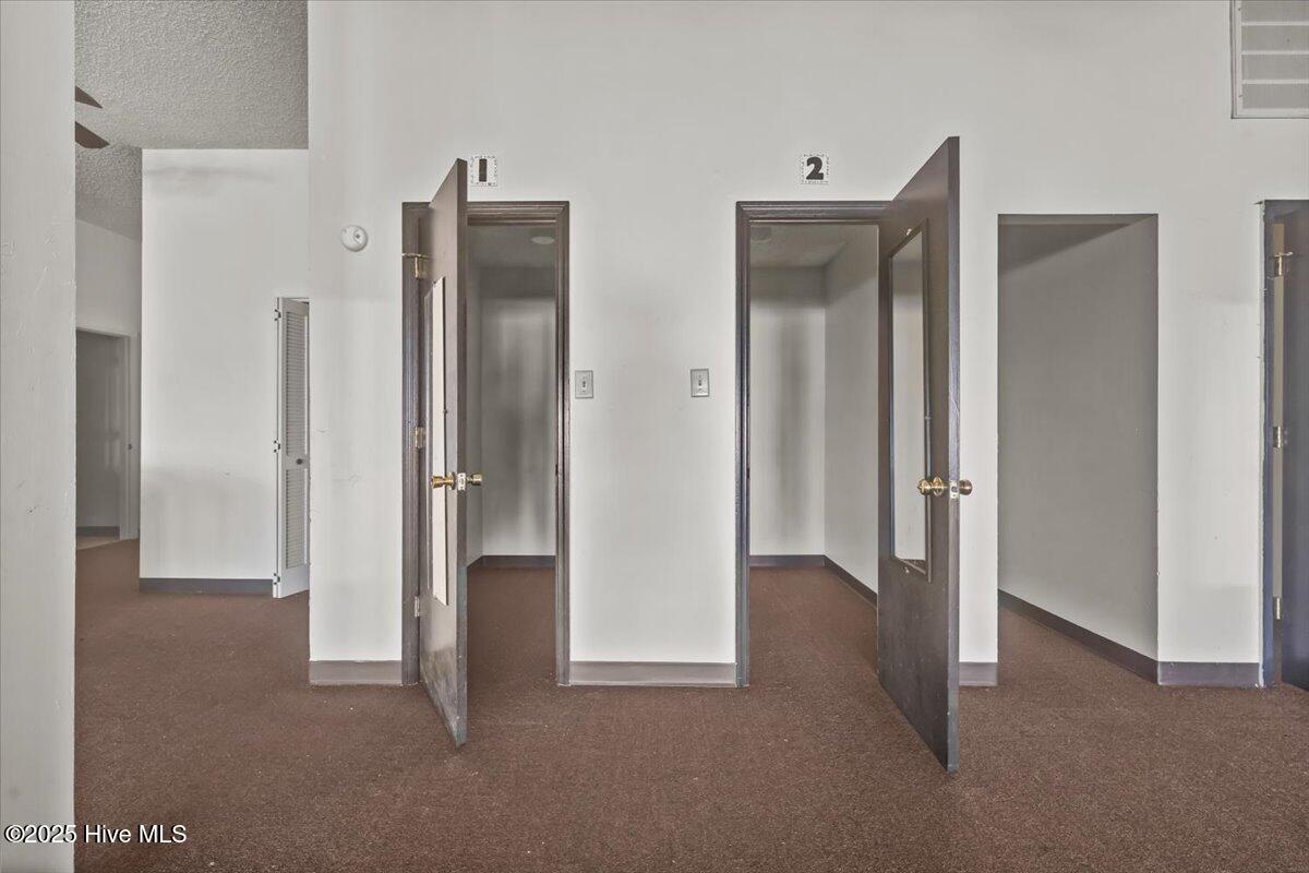 20 Hamlet Avenue Property Photo 23