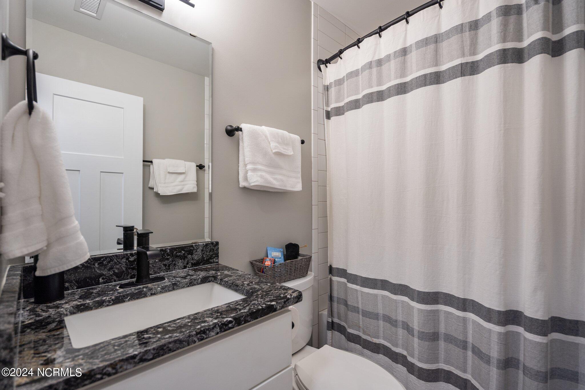 2463 Hoover Road Property Photo 65