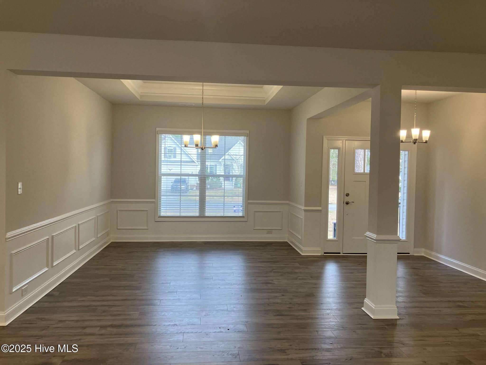 915 Sea Holly Court Property Photo 6