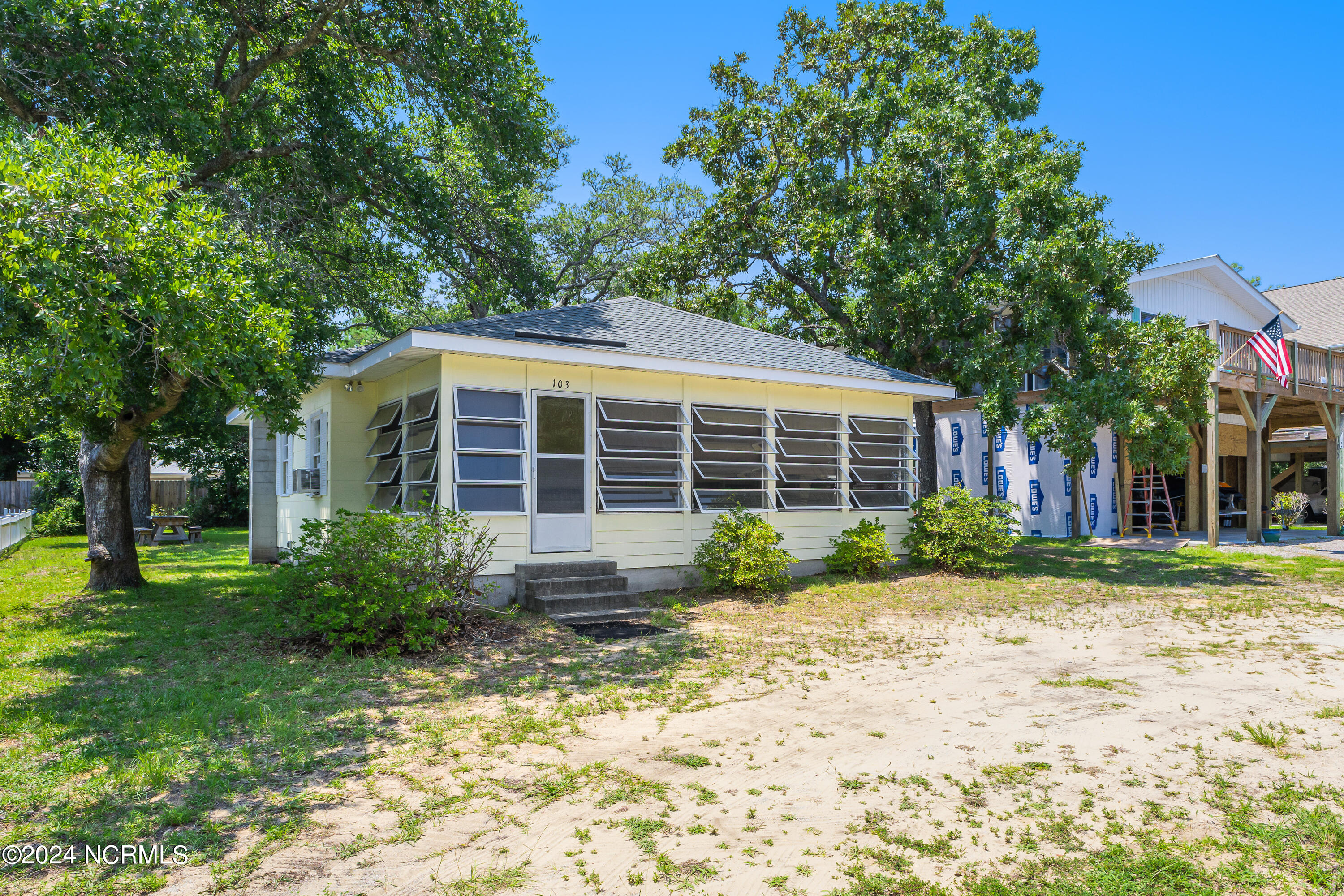 103 N Middleton Avenue Property Photo 2