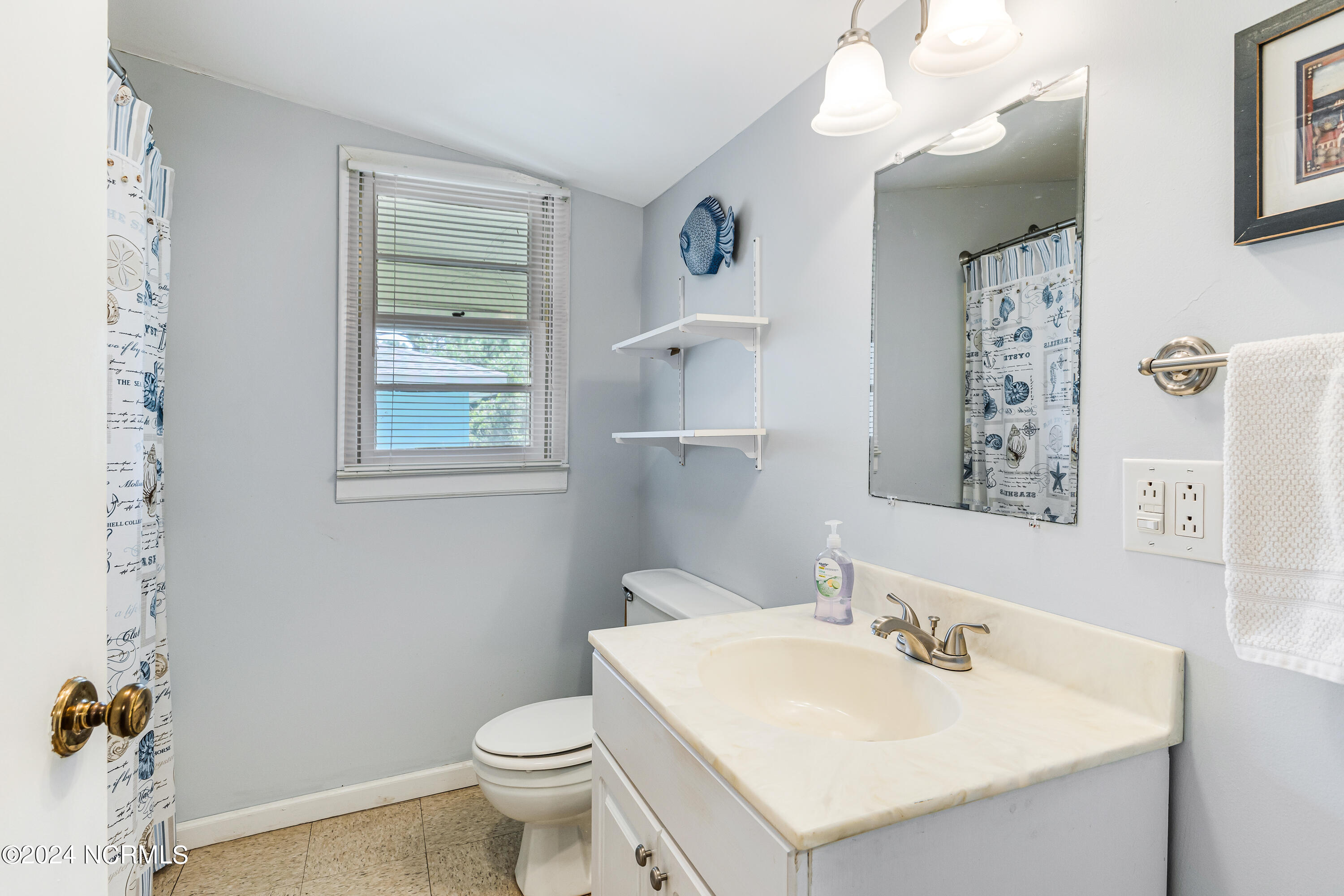 103 N Middleton Avenue Property Photo 19
