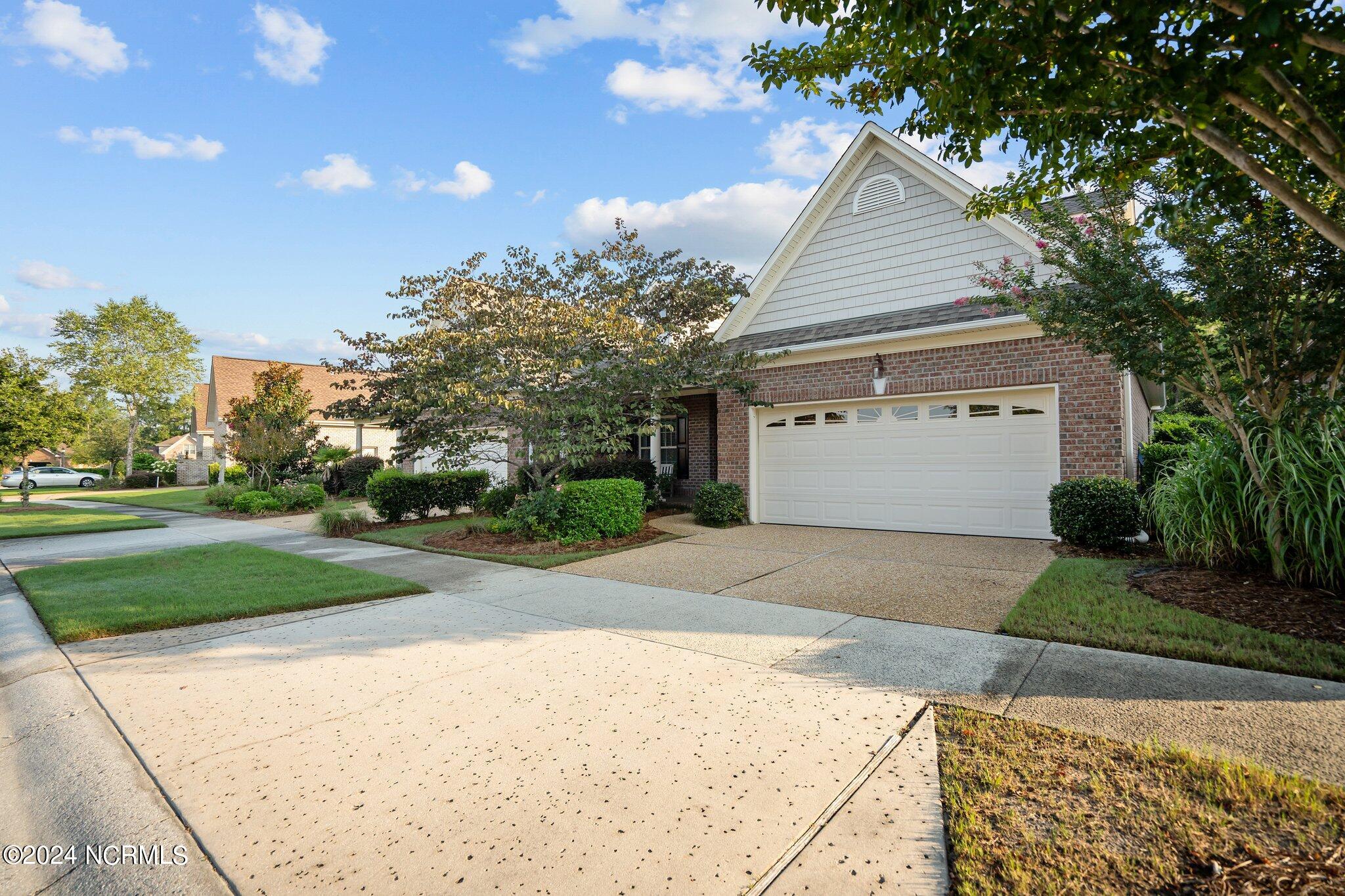 2422 W Oak Bridge Way Property Photo 2
