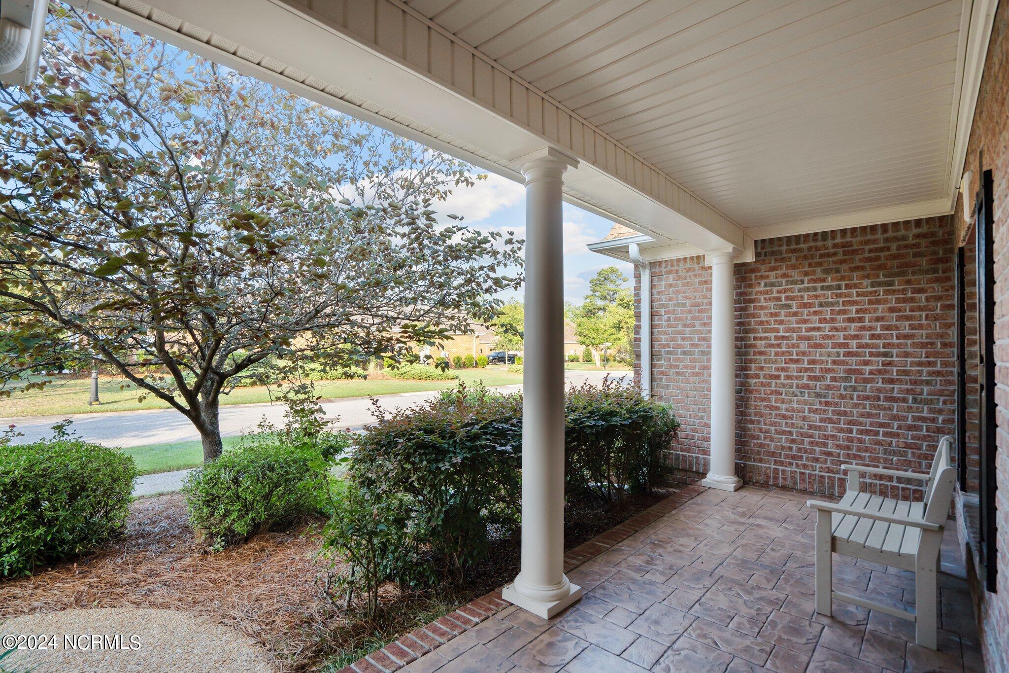 2422 W Oak Bridge Way Property Photo 4