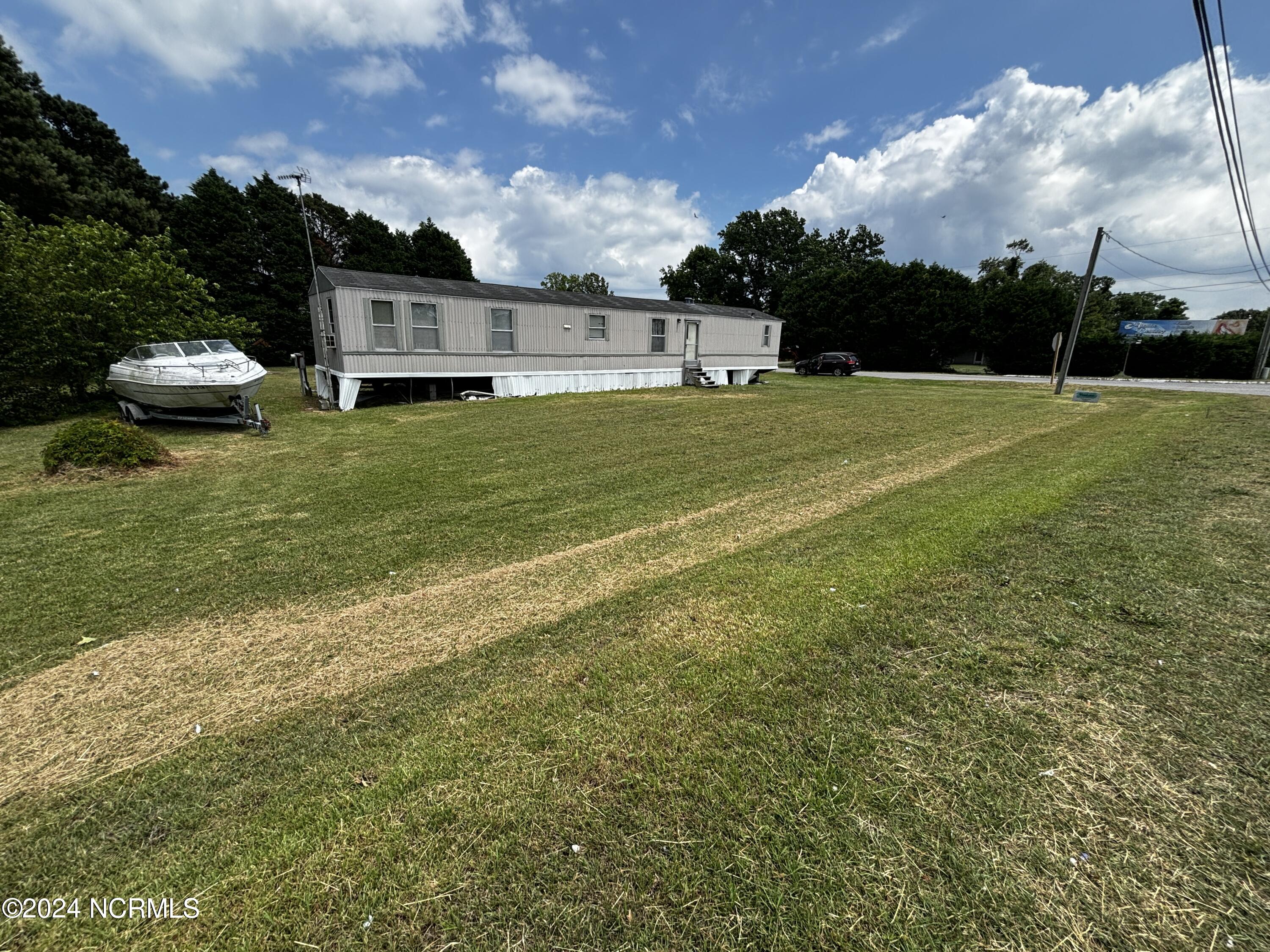 101 Edgewater Drive Property Photo 1
