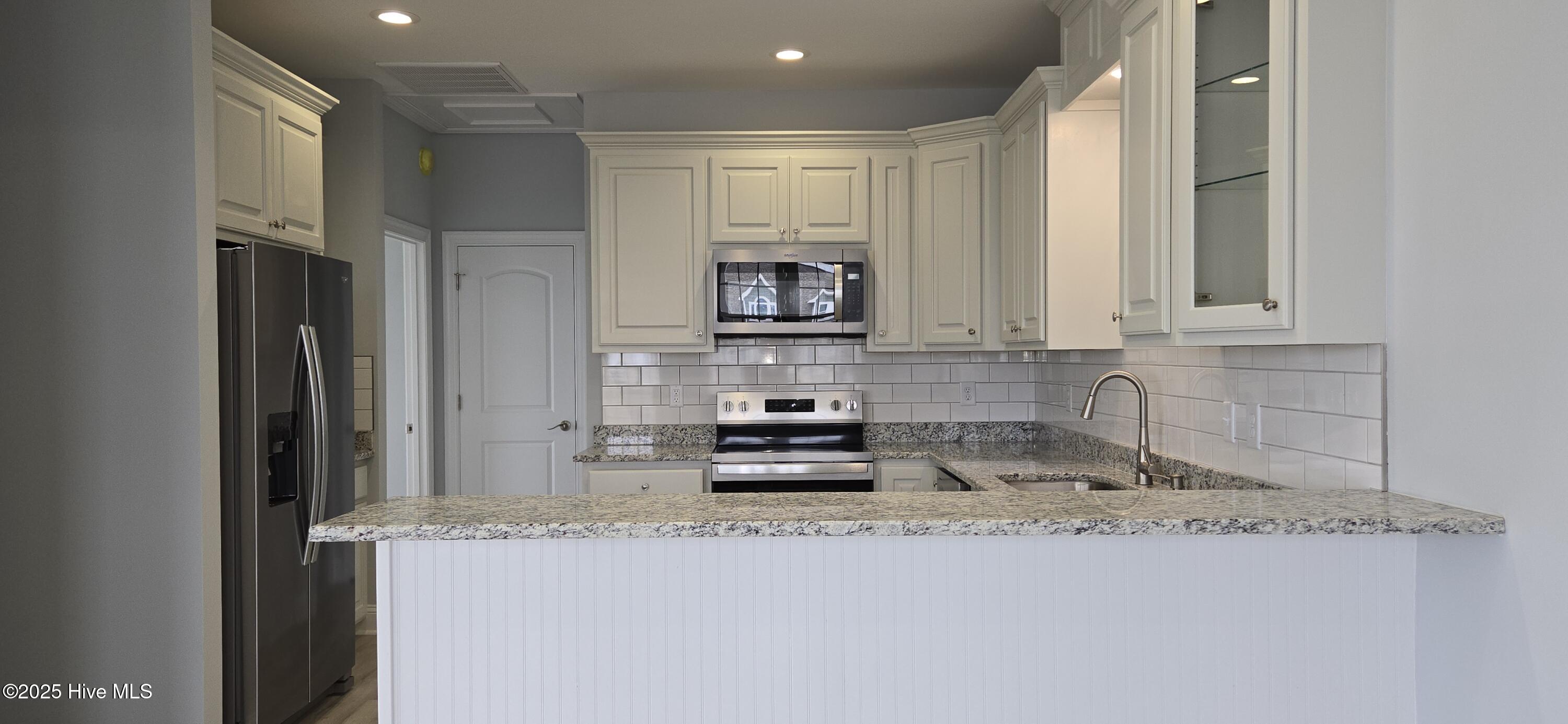 244 Grandview Drive Property Photo 8