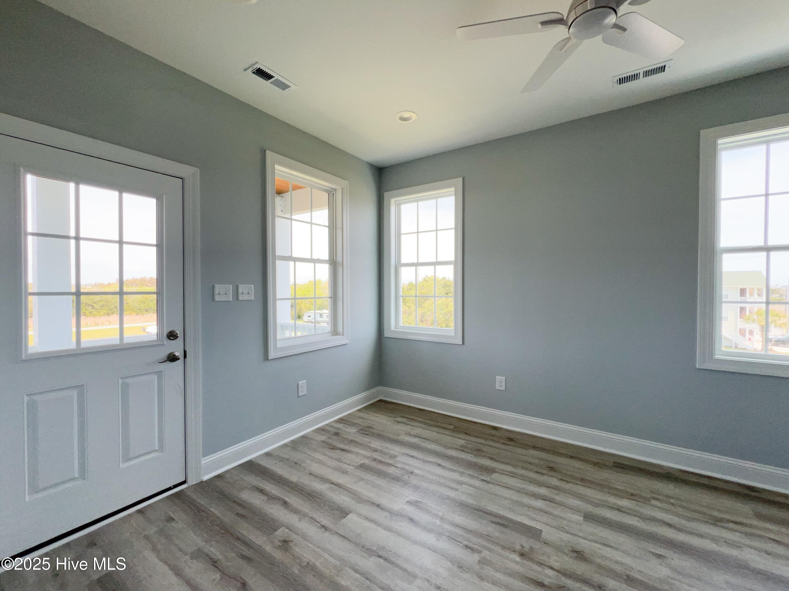 246 Grandview Drive Property Photo 11