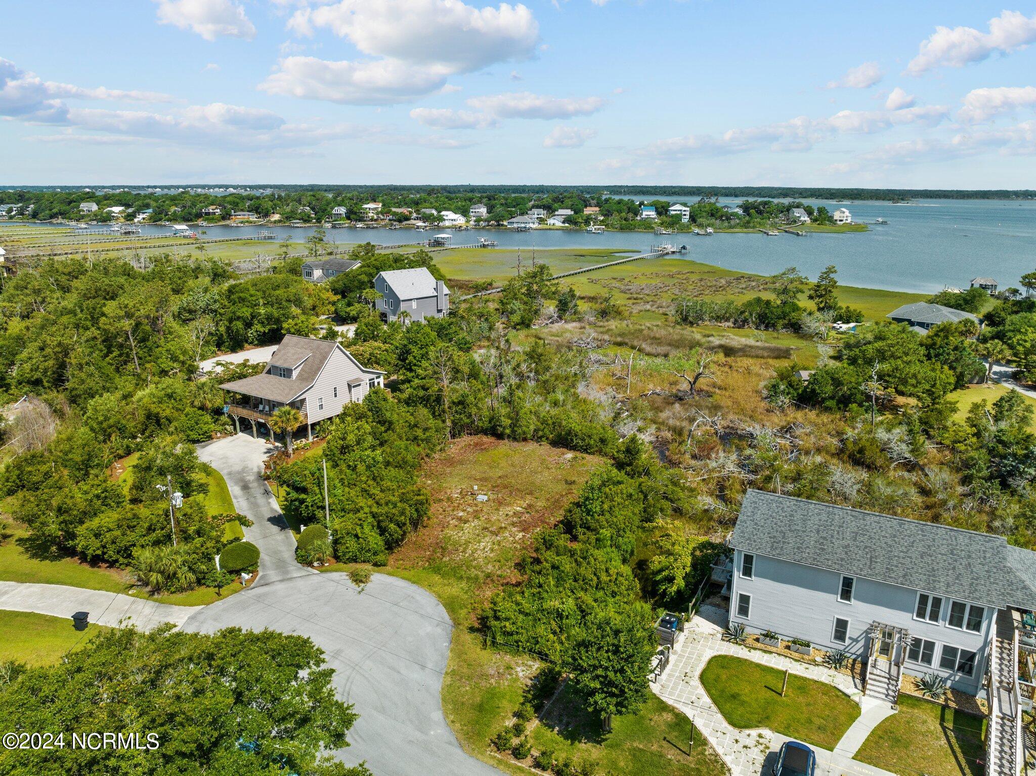 6912 15 Canal Drive Property Photo 16