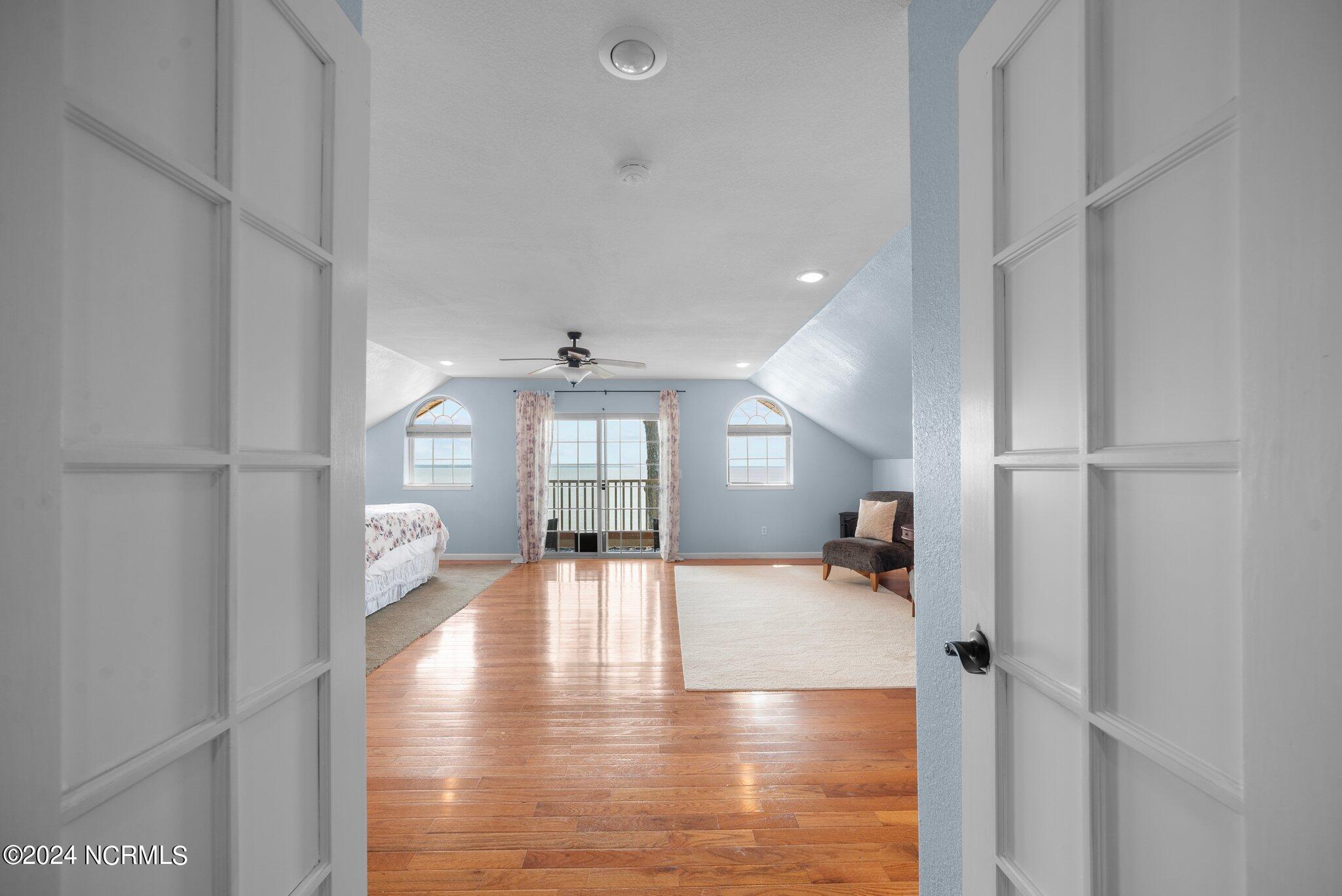 39 Beach Road Property Photo 29