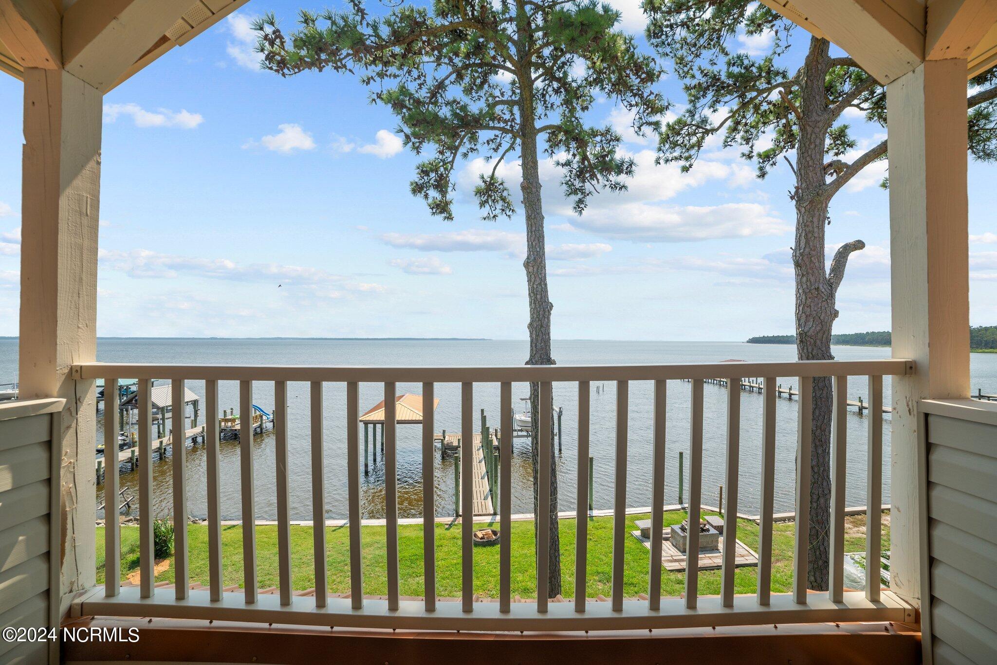 39 Beach Road Property Photo 41
