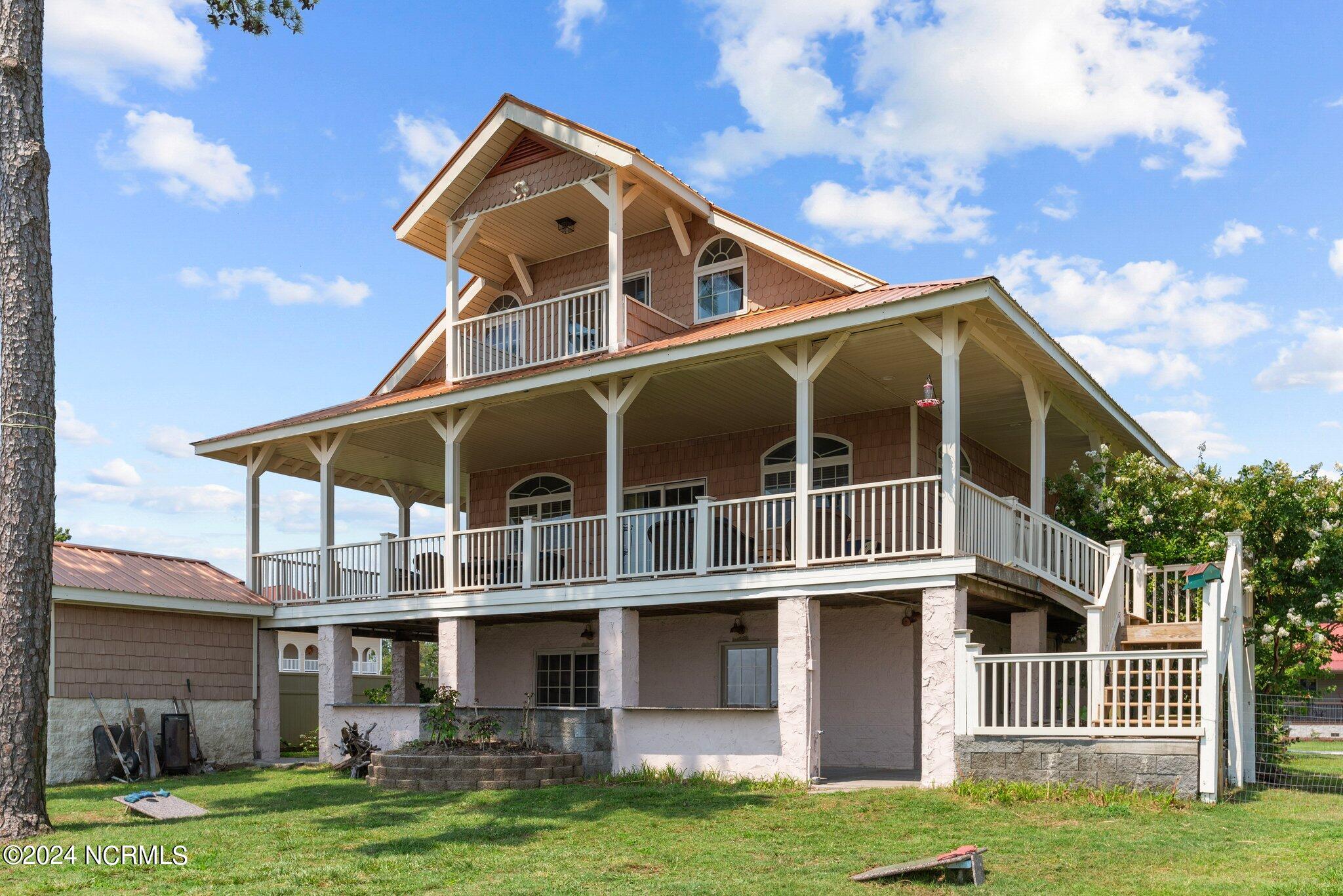 39 Beach Road Property Photo 46