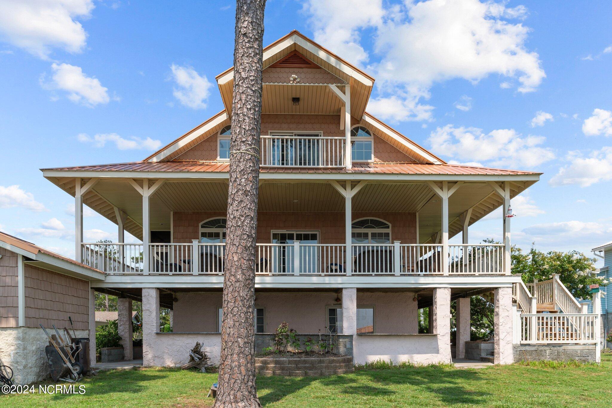 39 Beach Road Property Photo 48