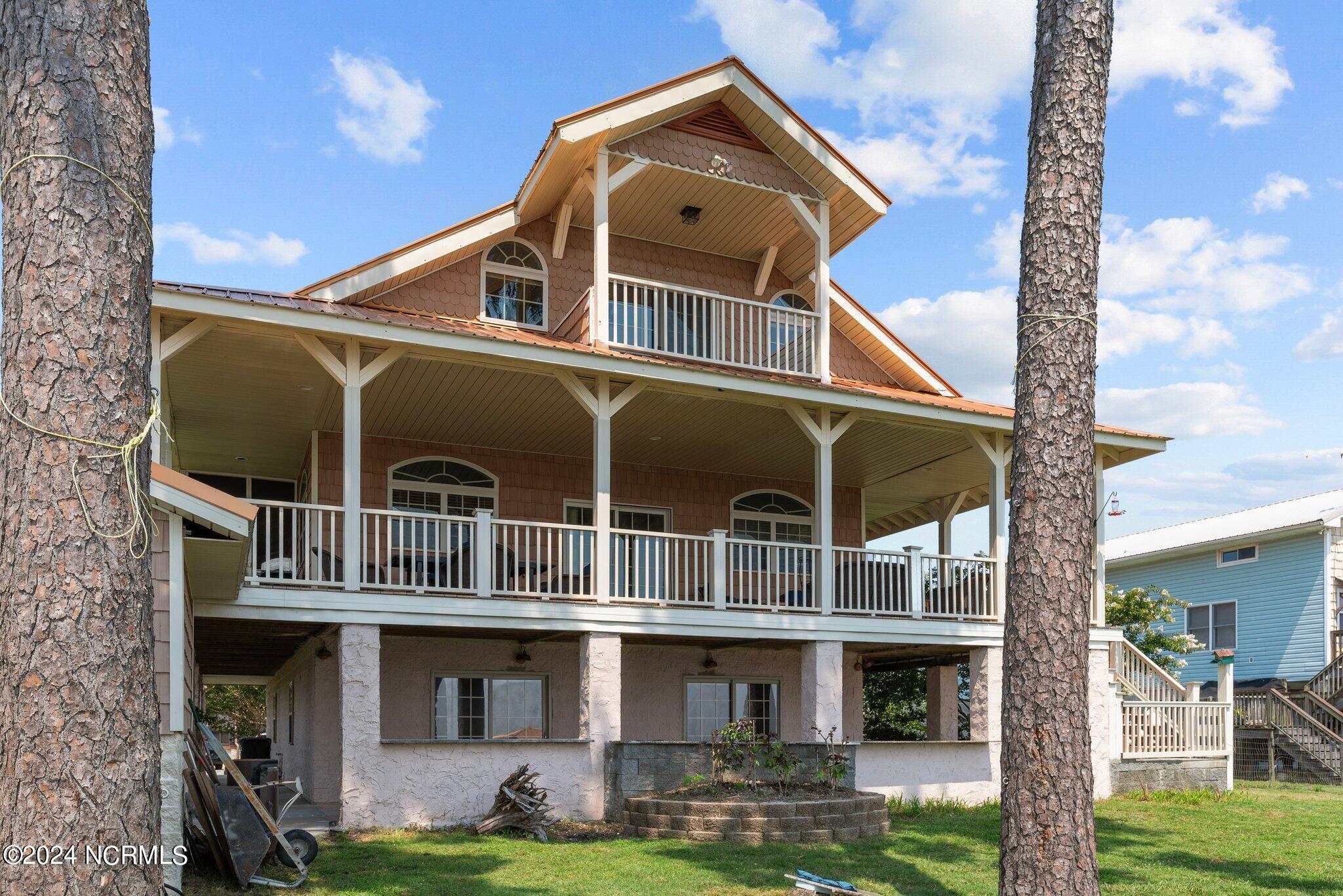 39 Beach Road Property Photo 49