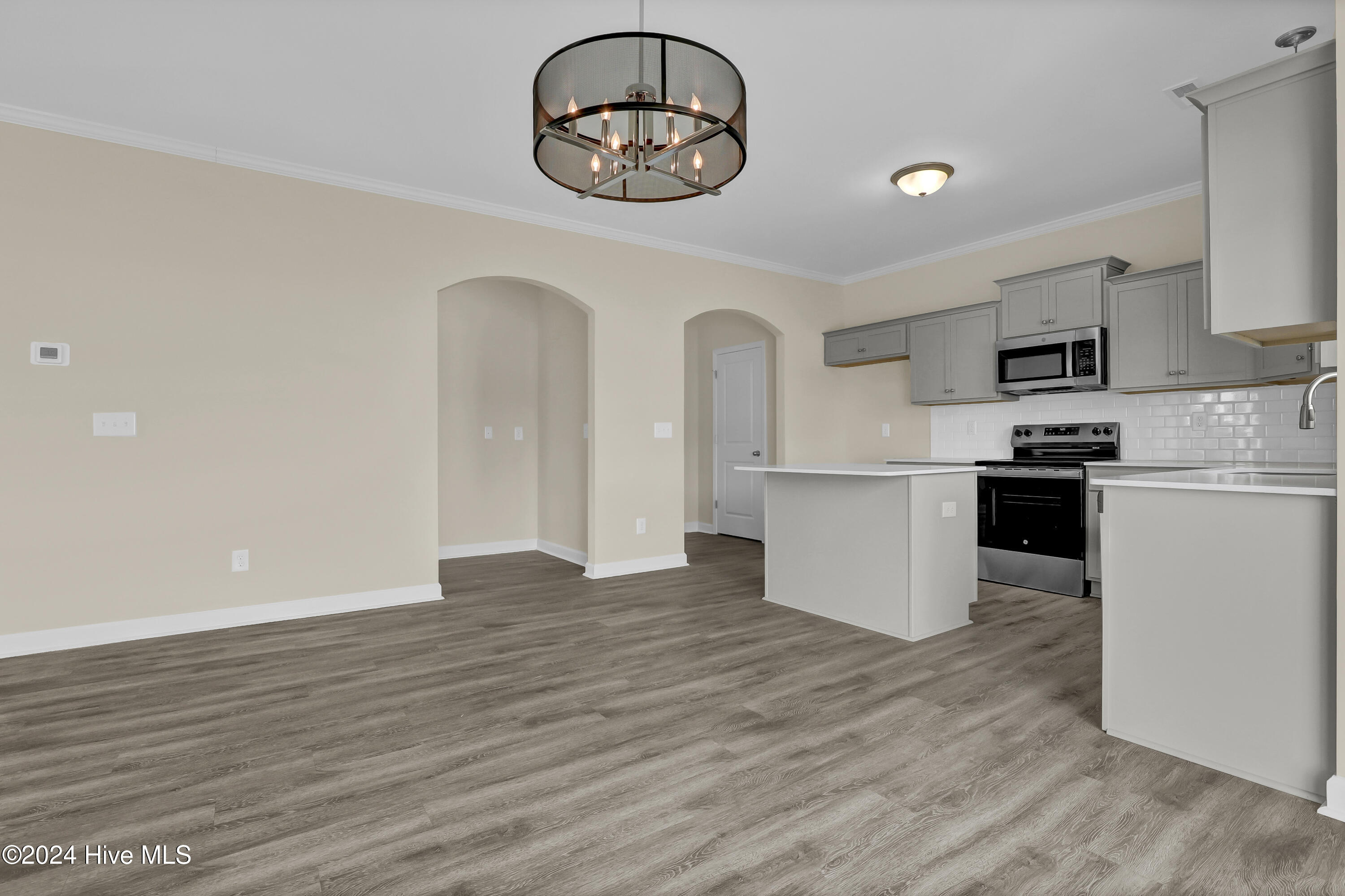 503 Yellow Birch Way Property Photo 10