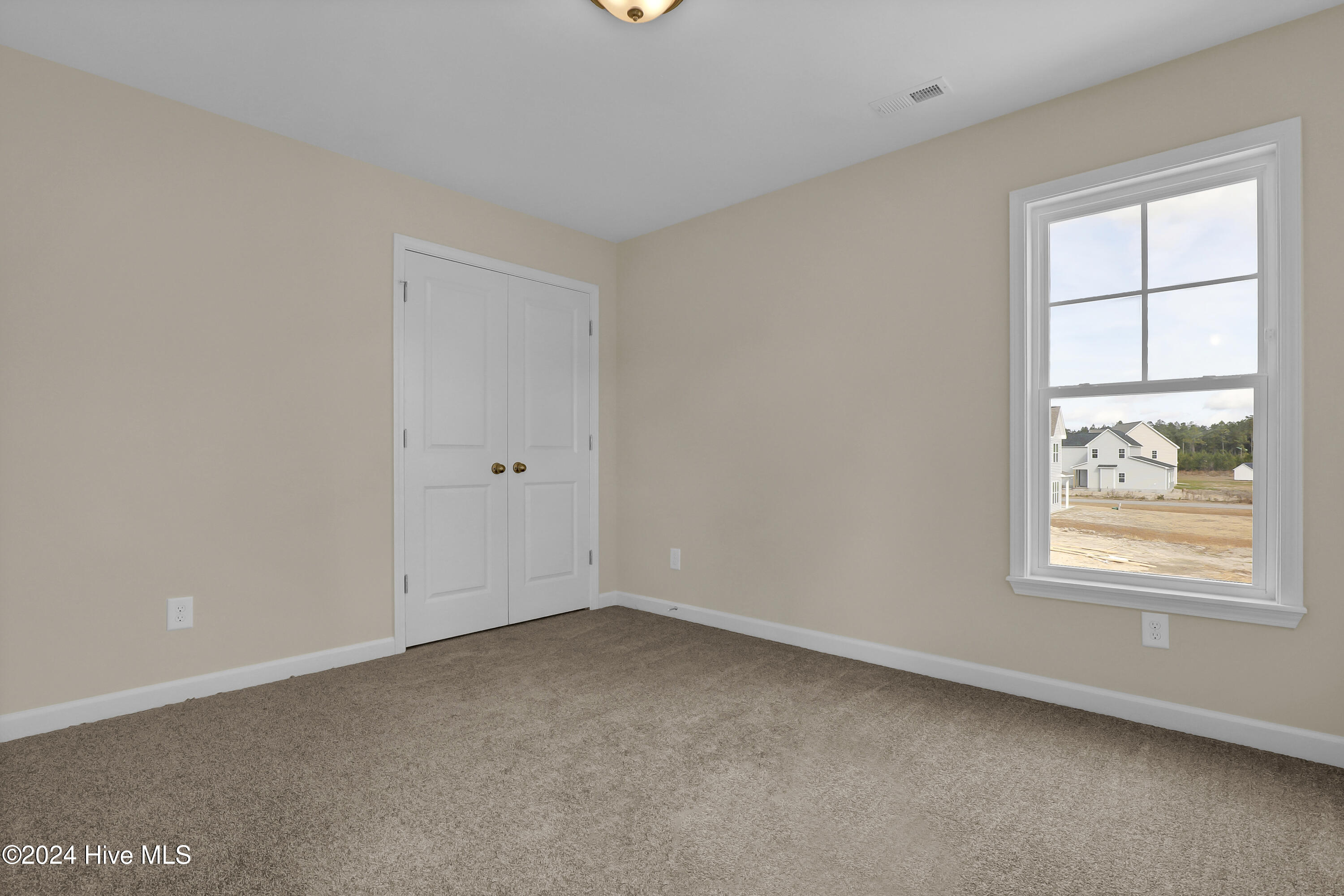 503 Yellow Birch Way Property Photo 15