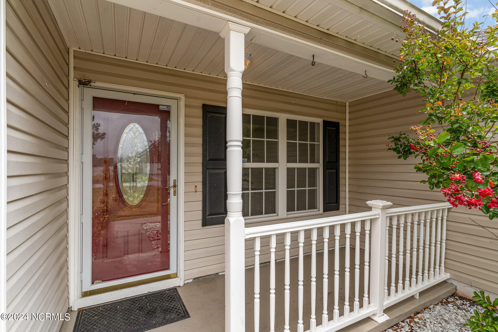 2914 Bay Village Street Property Photo 4