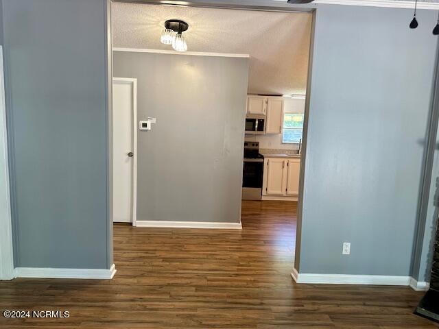 9190 Shady Forest Drive Property Photo 10