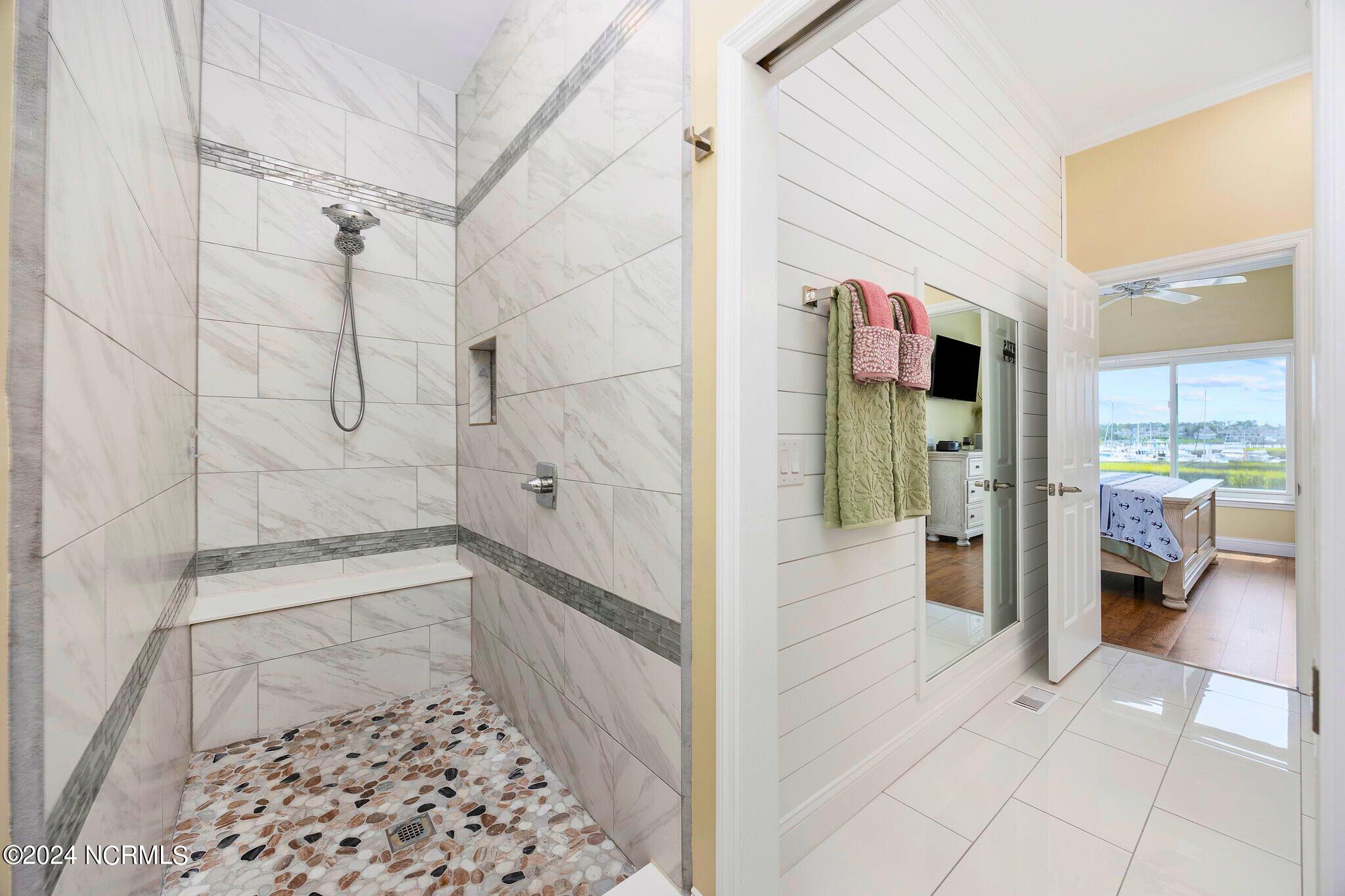 4524 Landing Road Property Photo 25