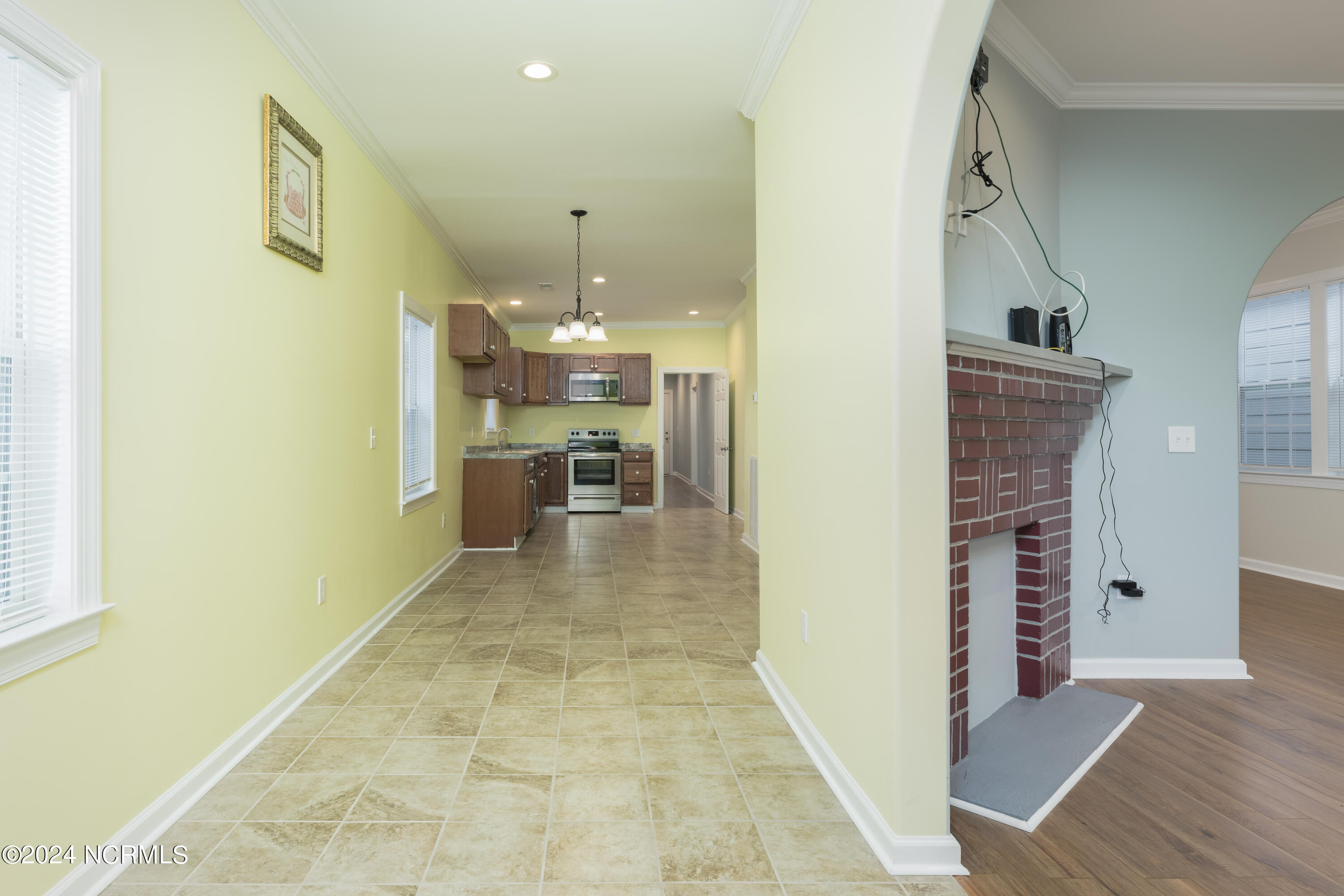 1012 Fanning Street Property Photo 5