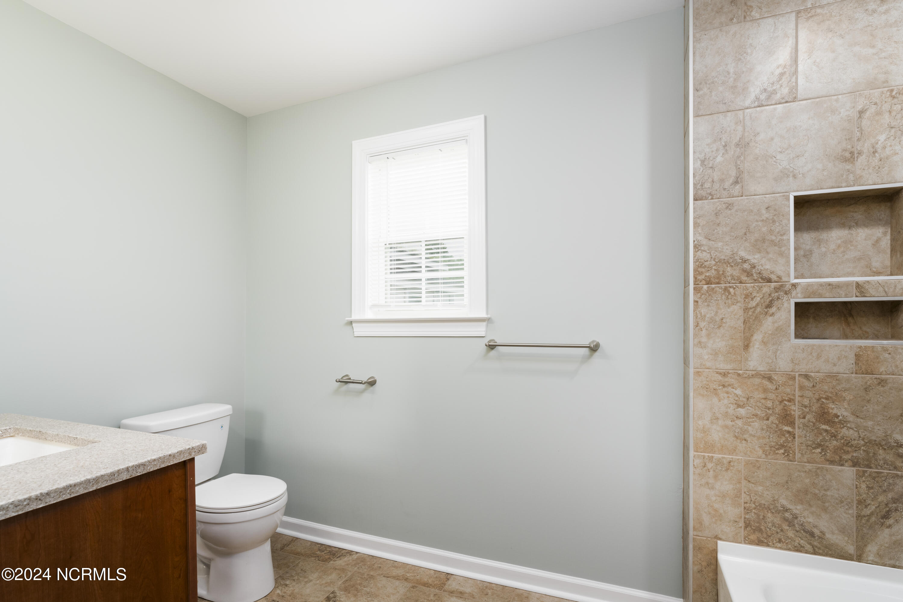 1012 Fanning Street Property Photo 14