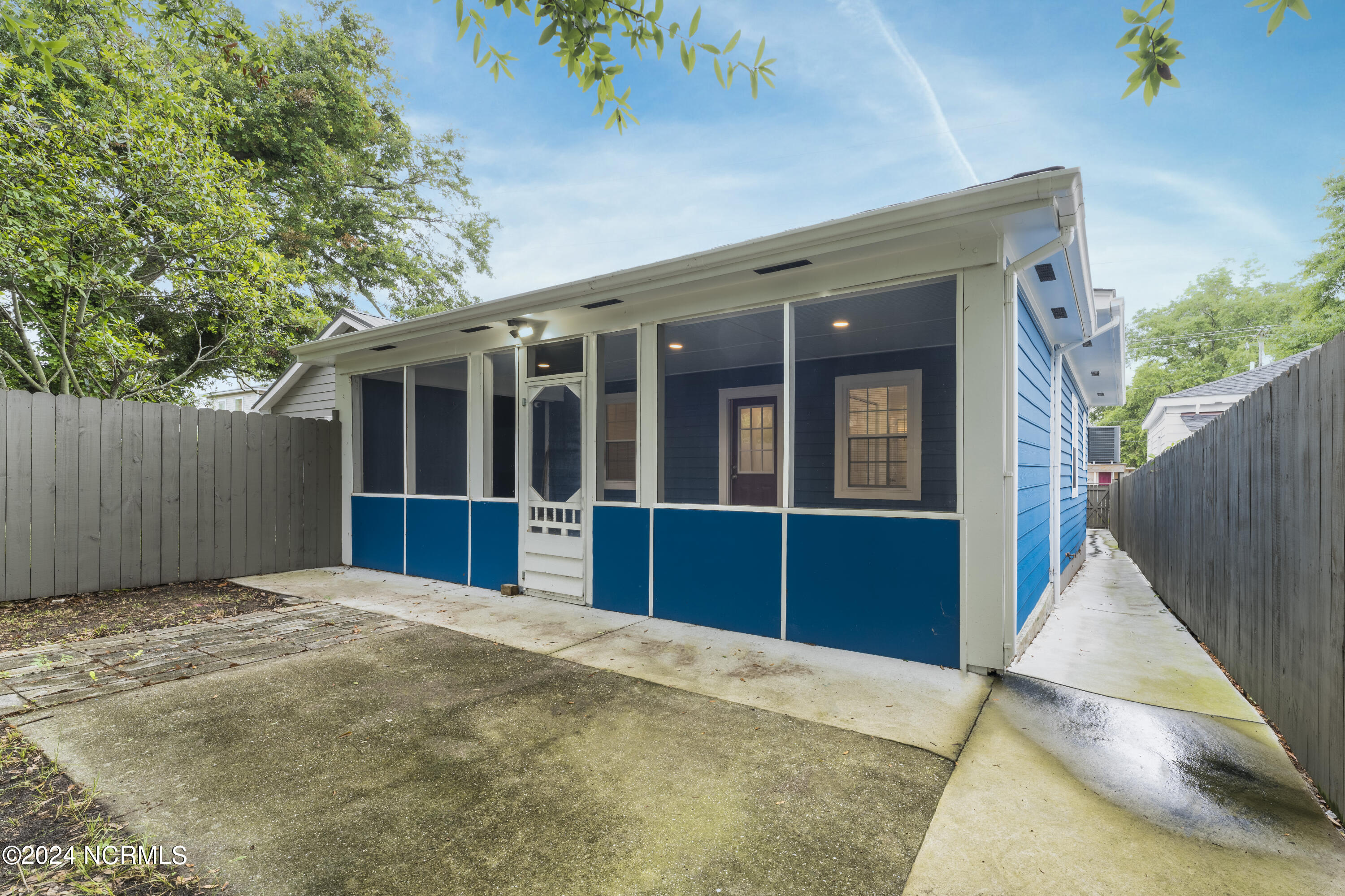 1012 Fanning Street Property Photo 22