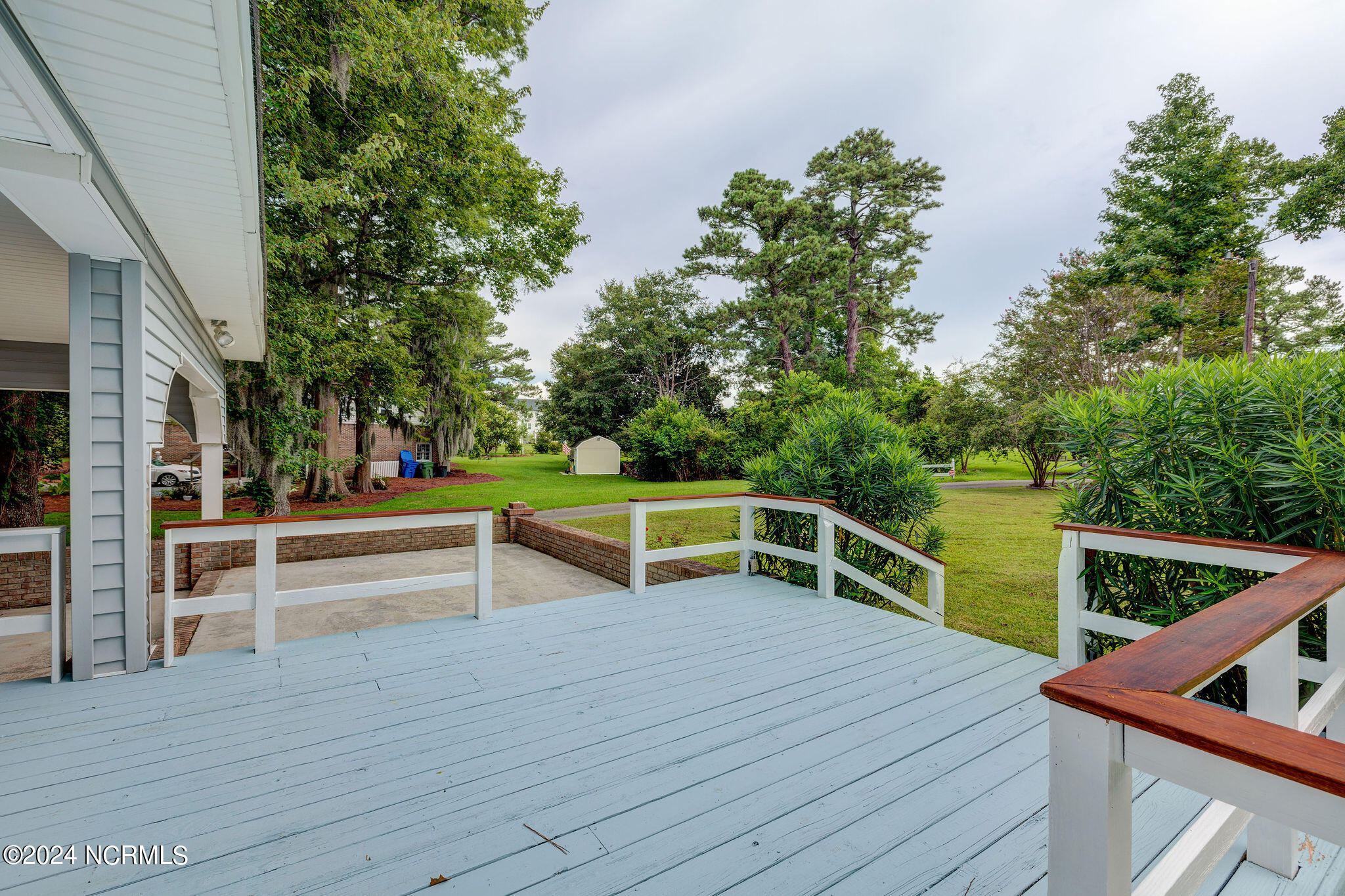 3939 Appleton Way Property Photo 14