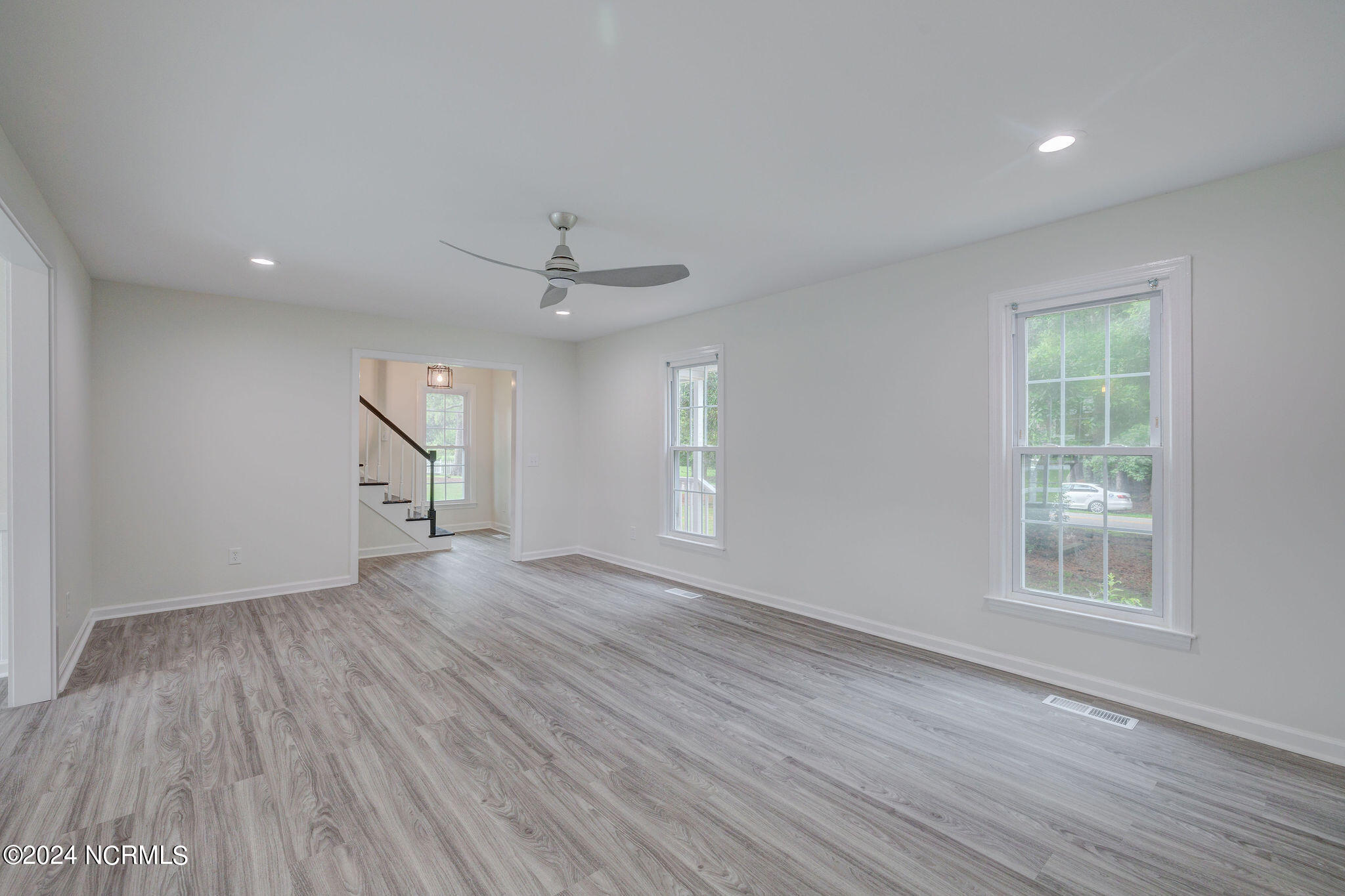 3939 Appleton Way Property Photo 16