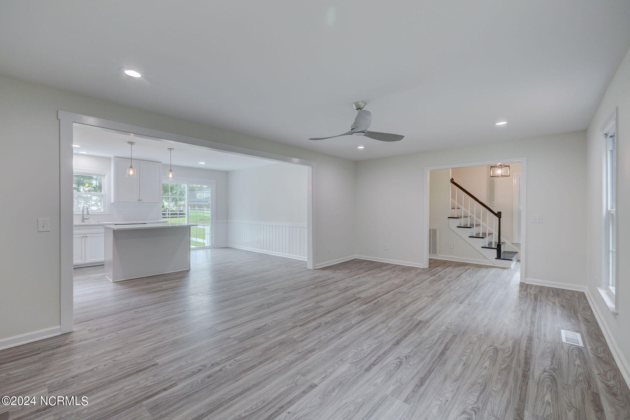 3939 Appleton Way Property Photo 19