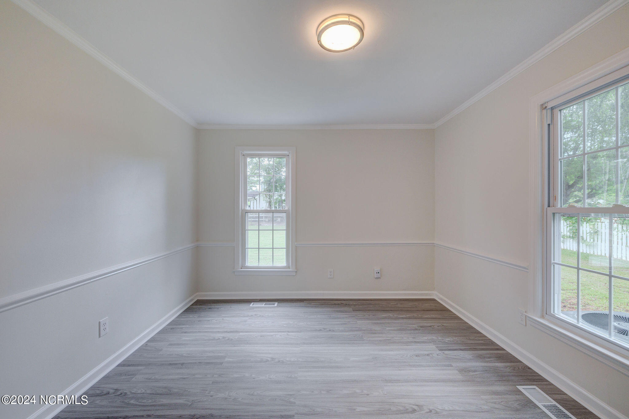 3939 Appleton Way Property Photo 29