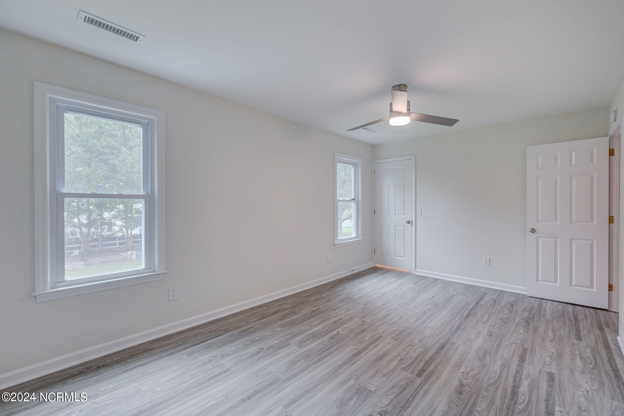 3939 Appleton Way Property Photo 44