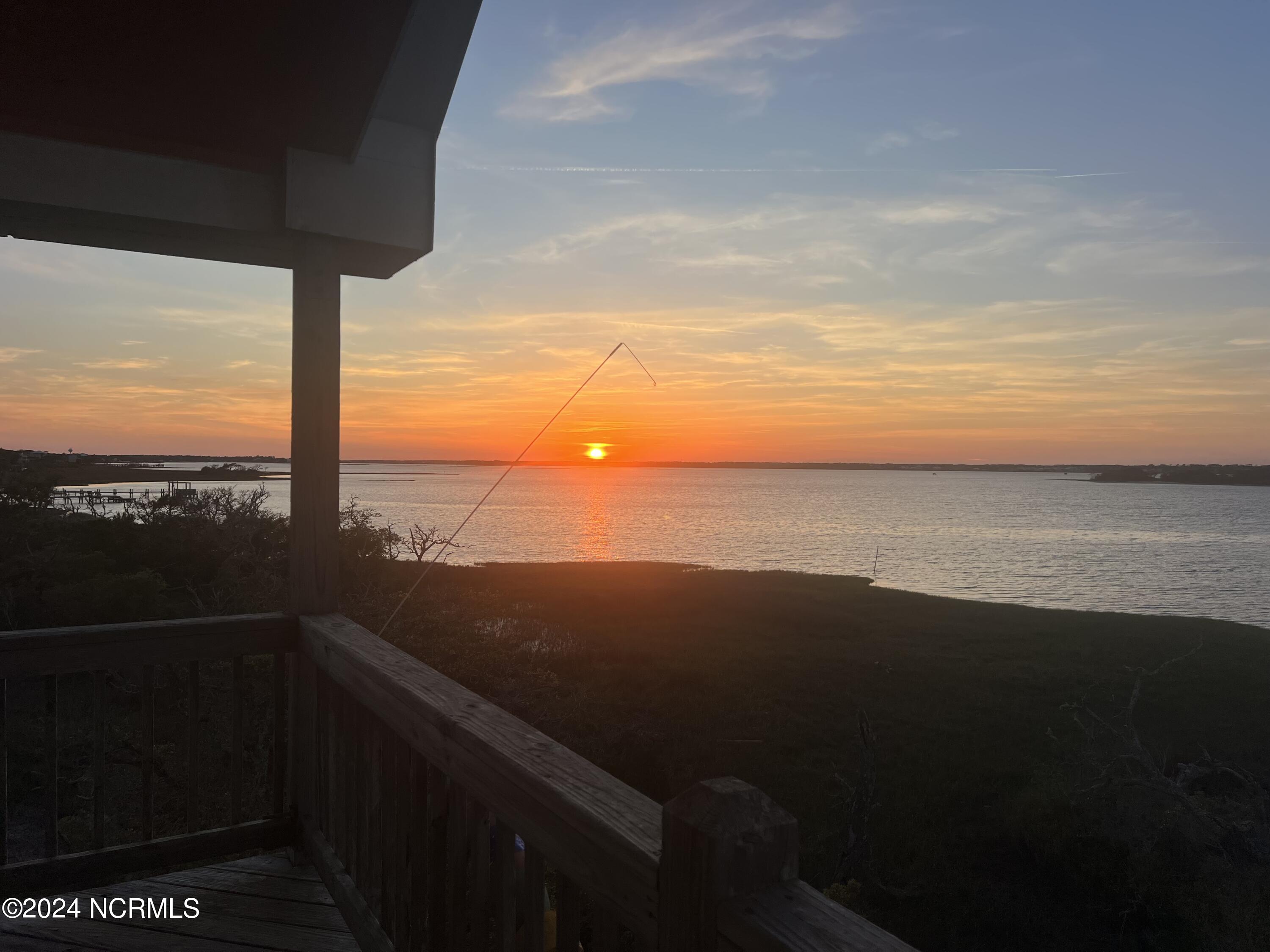 4304 Emerald Drive Property Photo 11