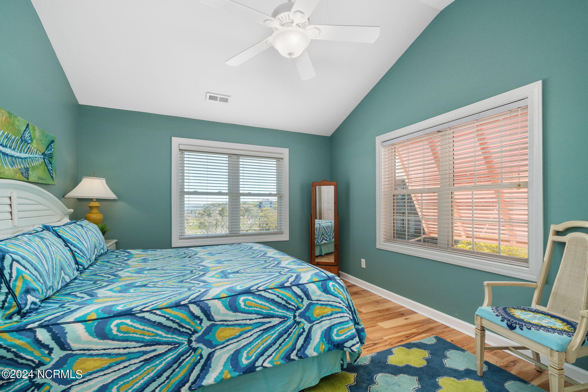 4304 Emerald Drive Property Photo 25