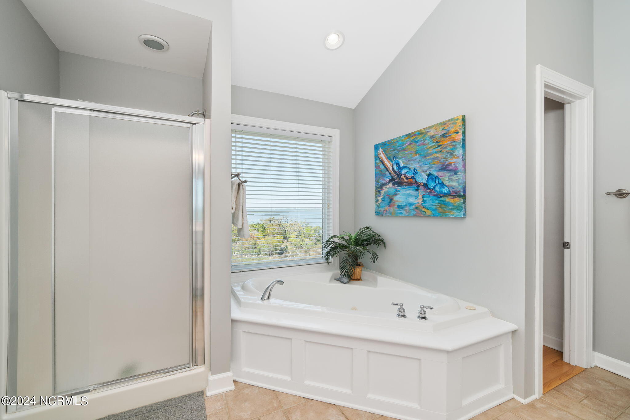 4304 Emerald Drive Property Photo 28