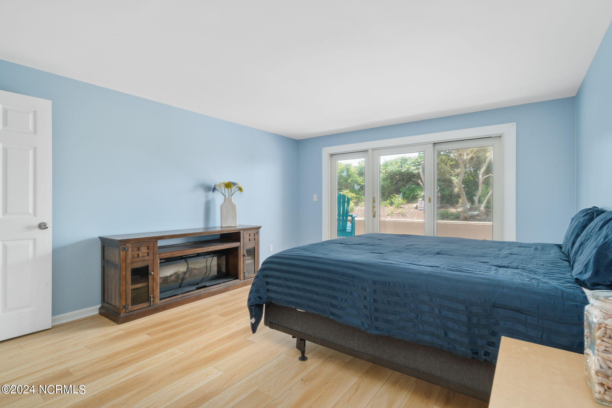 331 Salter Path Road 104 Property Photo 17