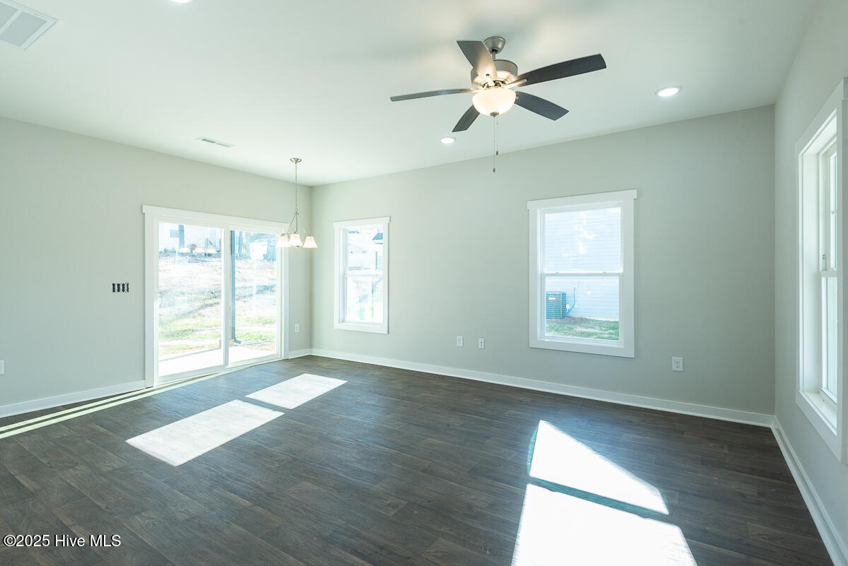 117 Ambergate Court Property Photo 3
