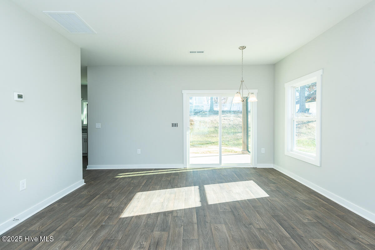 117 Ambergate Court Property Photo 4