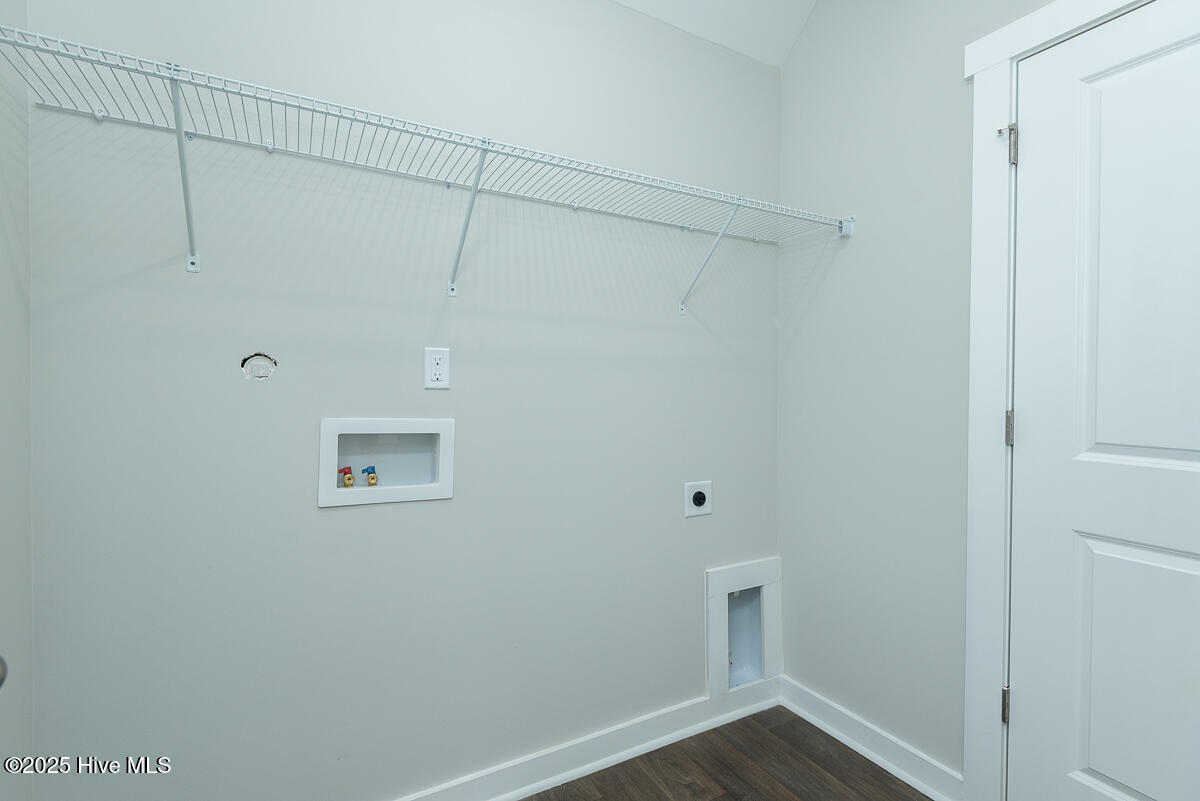 117 Ambergate Court Property Photo 15