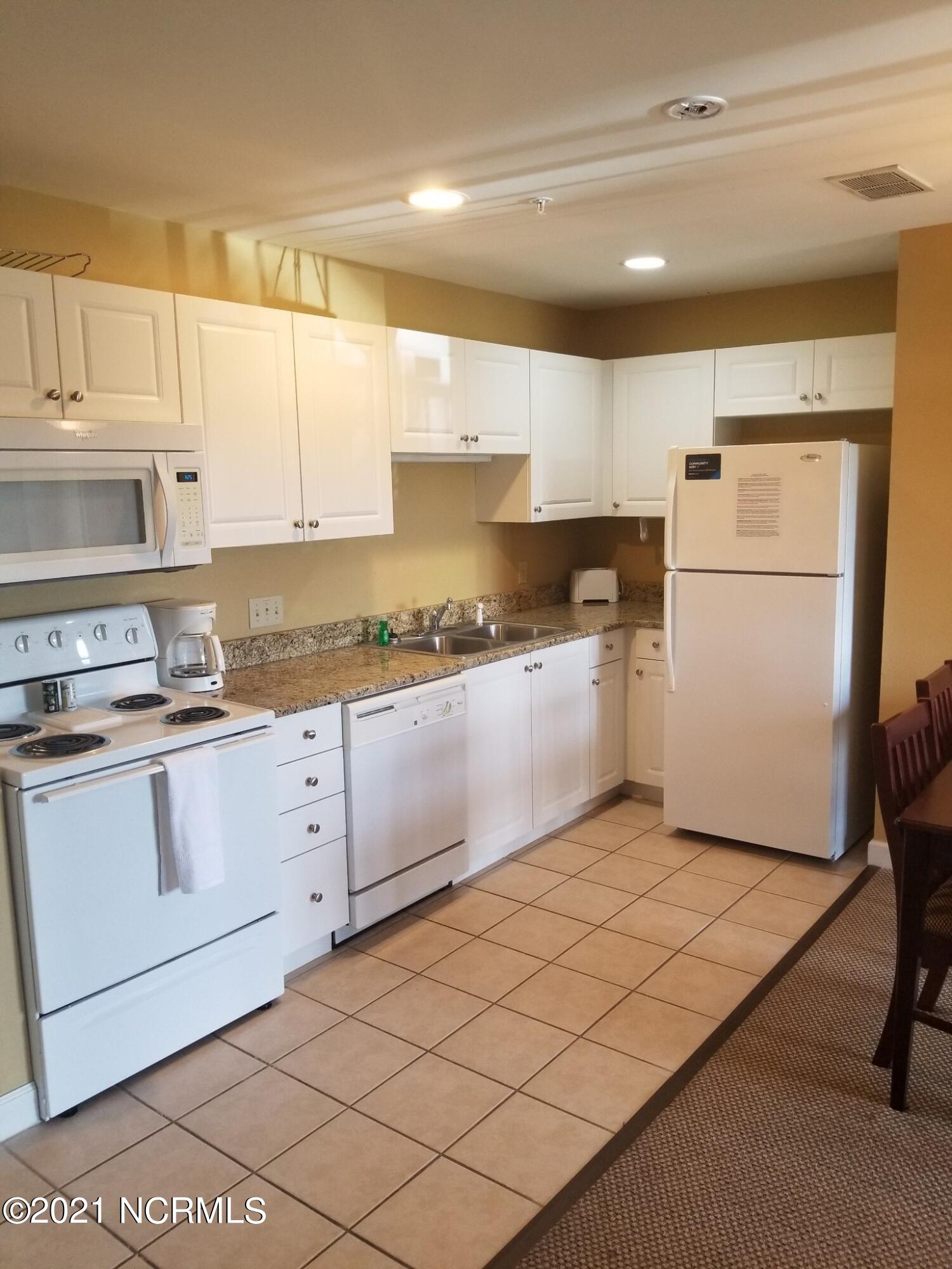 510 Little River Farm Boulevard 202 B Property Photo 5