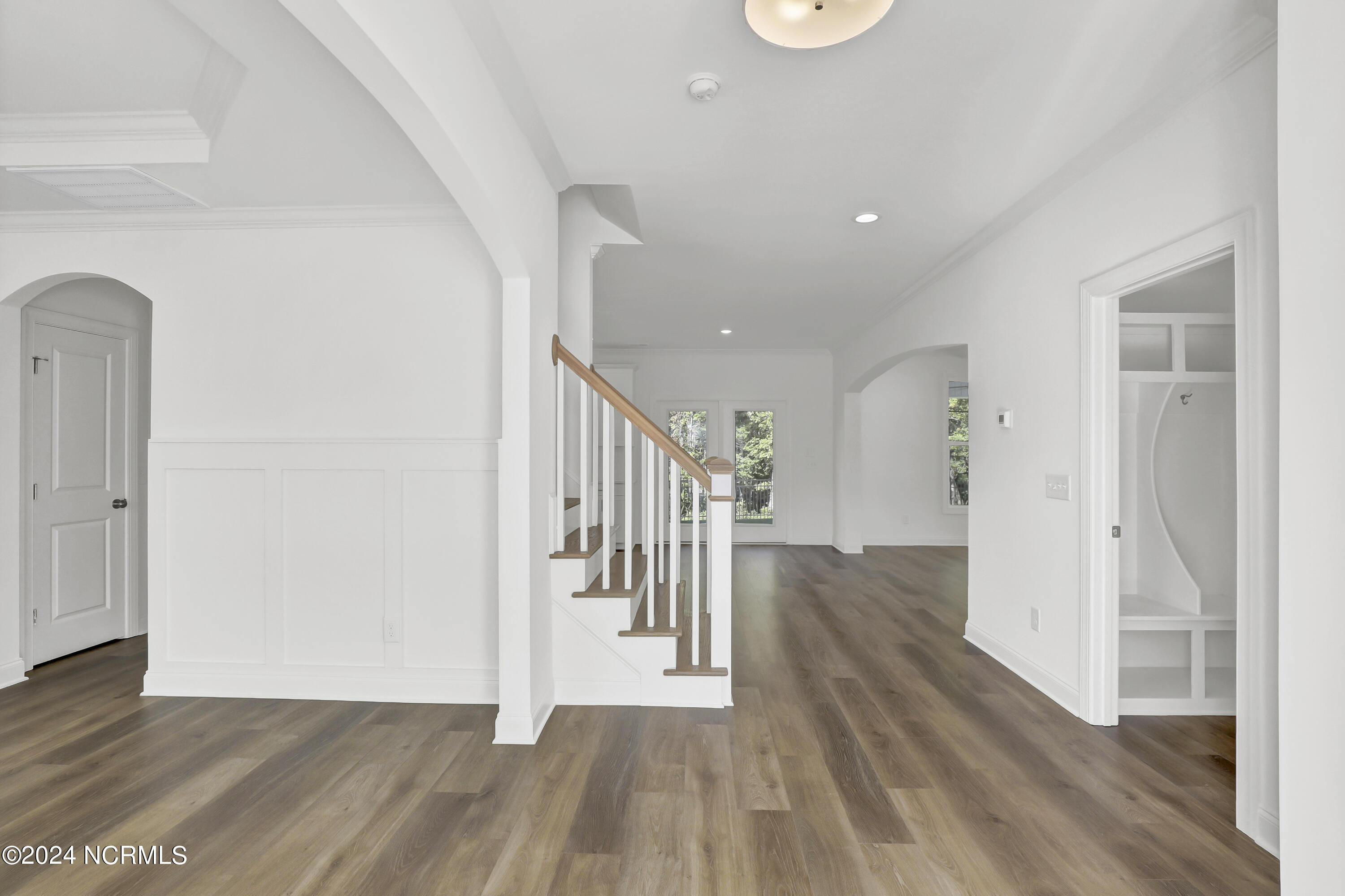 65 Tilloo Cut Way Property Photo 4
